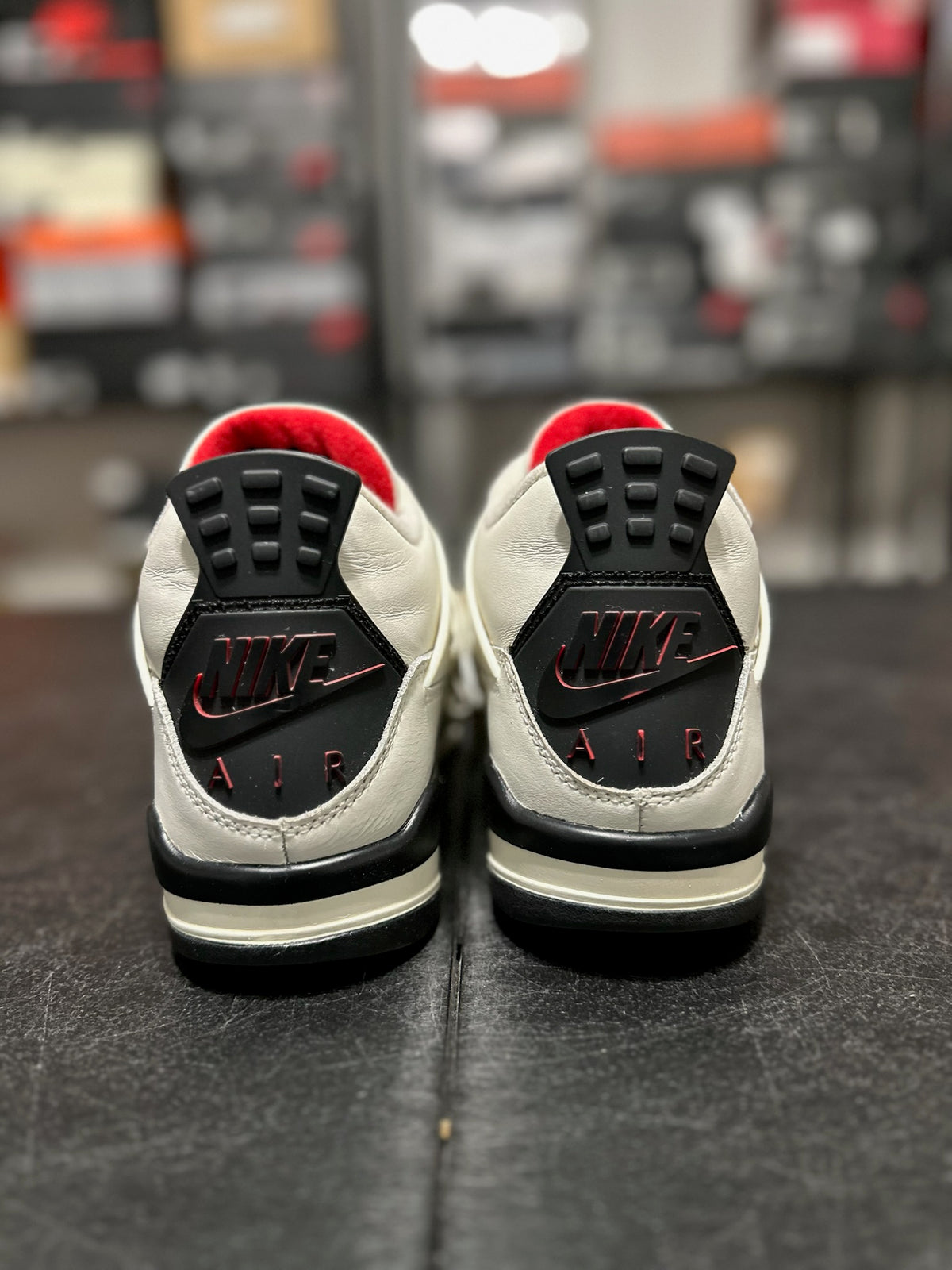 Size 7Y - j4 flight club