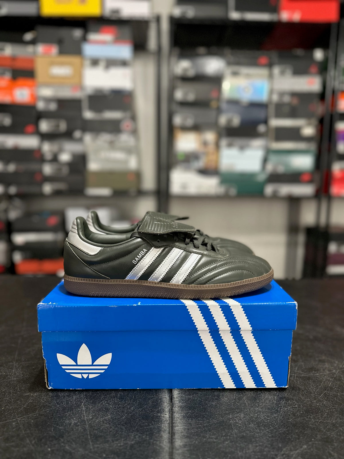 Size 10 - (11.5W) adidas samba lt legend earth silver metallic