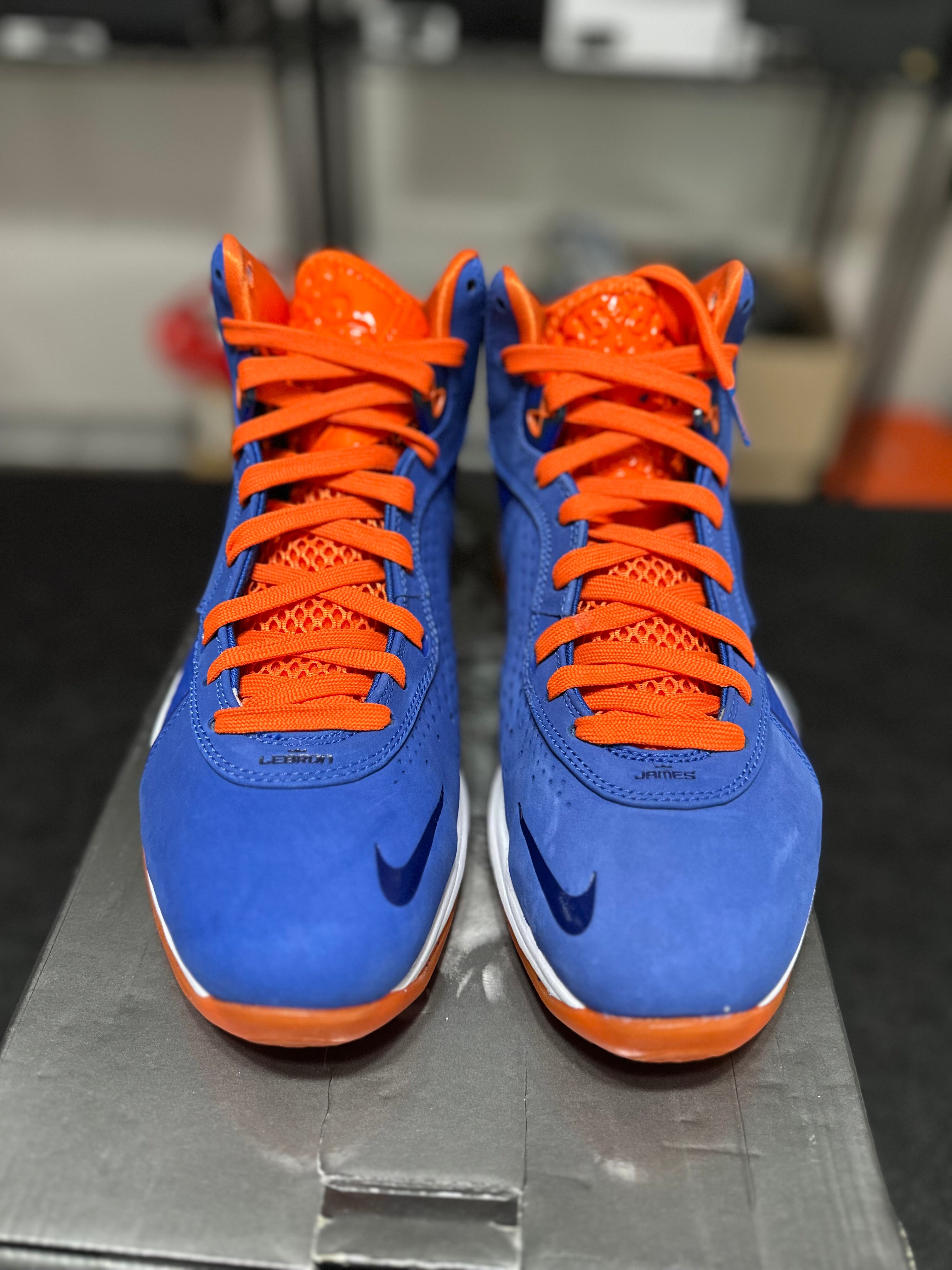 Size 9.5 - LeBron 8 hardwood classic DS