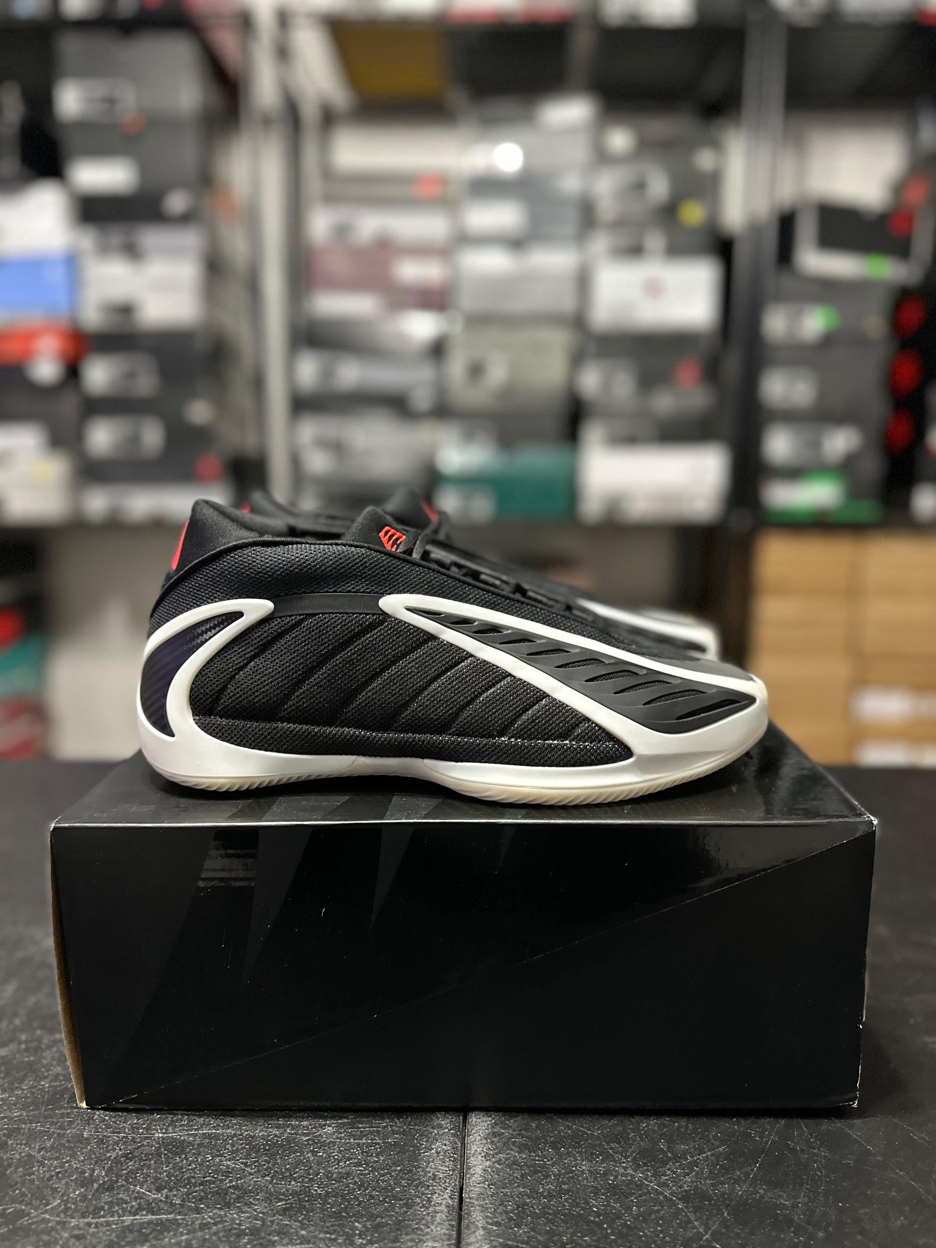 Size 10 - AE 2 Core black