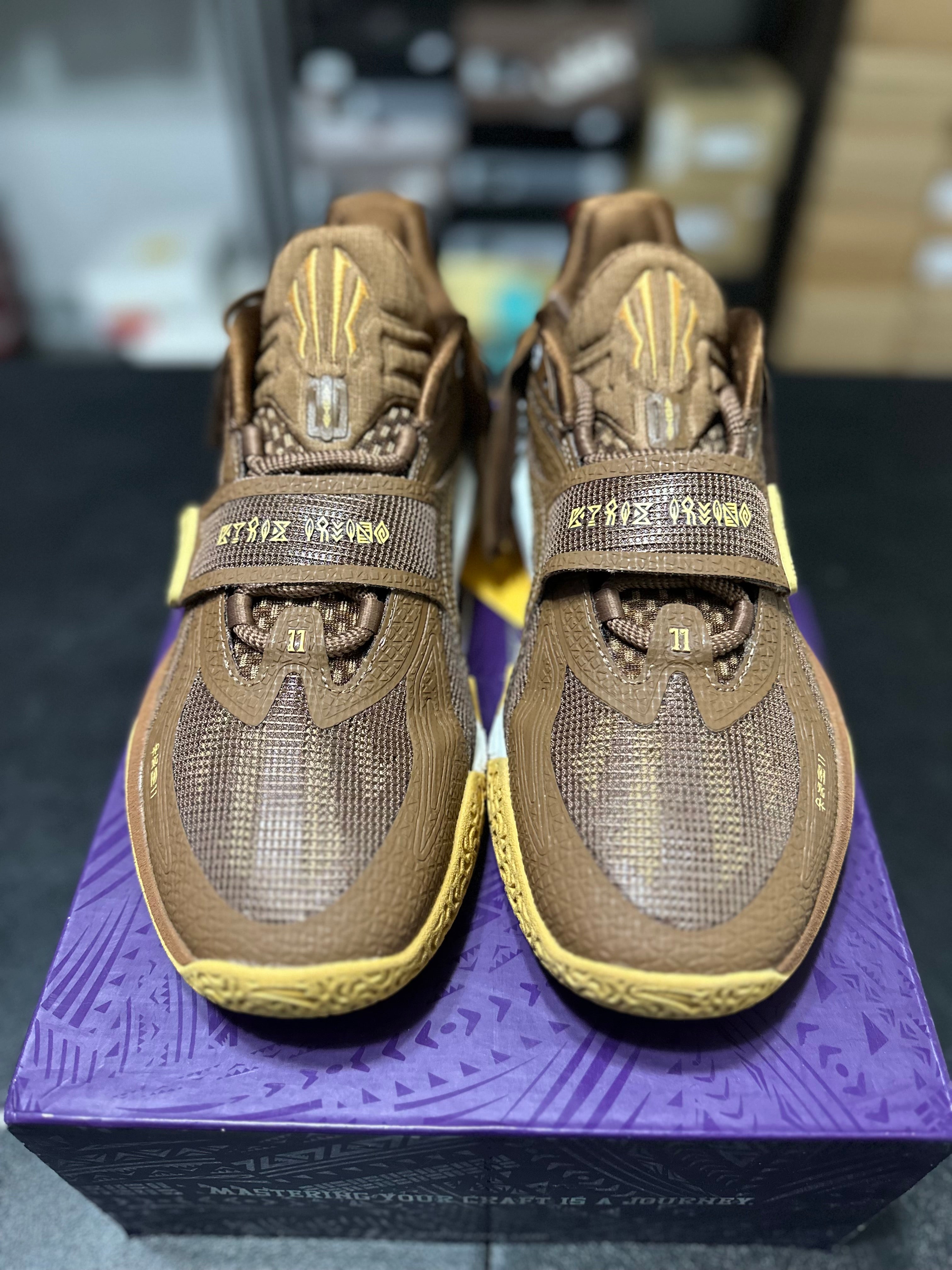 Size 10.5 - Anta Kai 1 chief hela