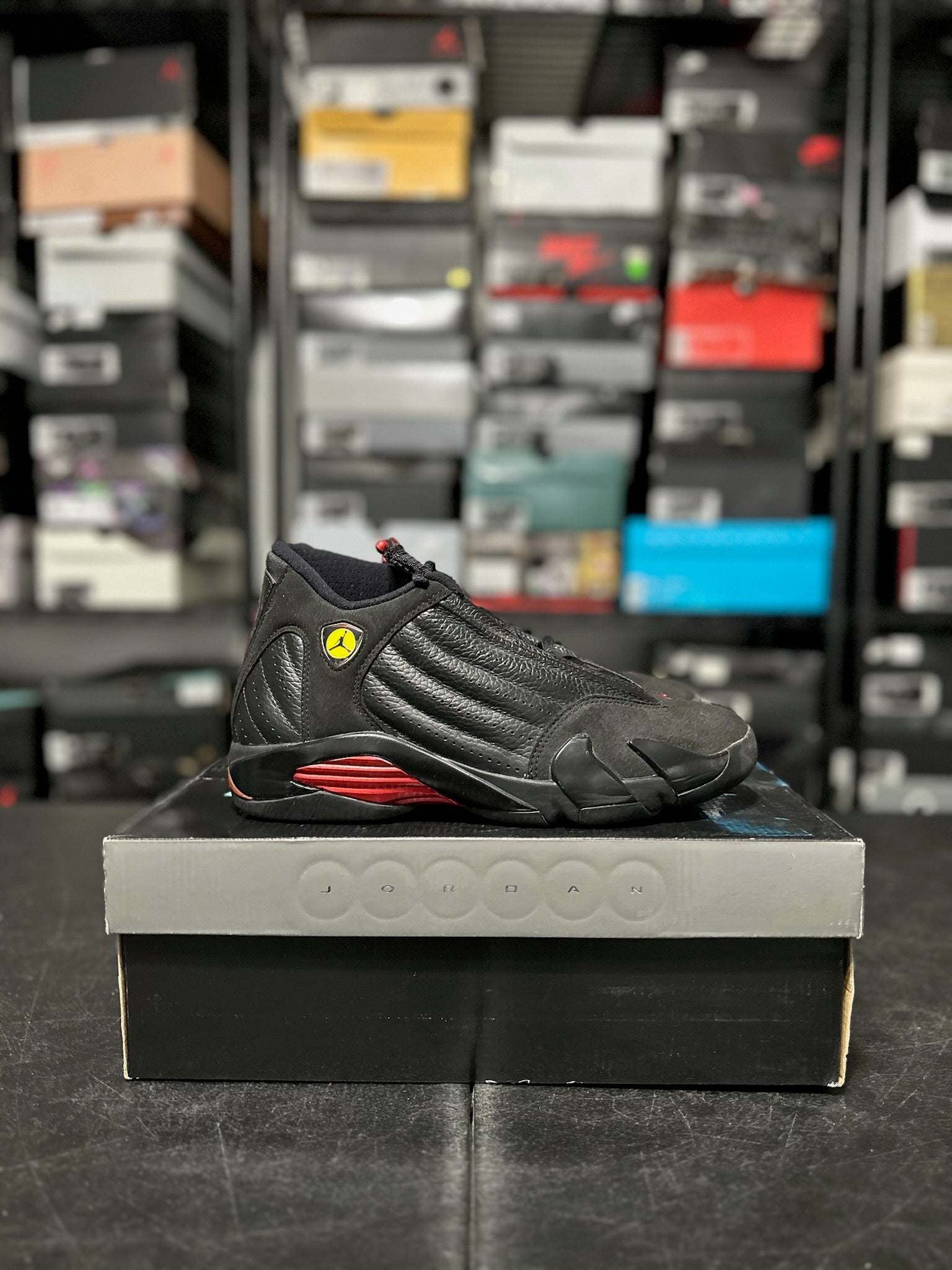 Size 7.5 - J14 Last Shot (2011)