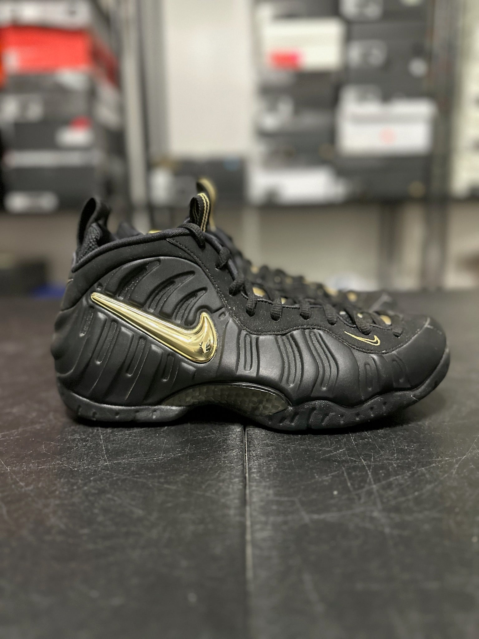 Size 9.5 - Foamposite Pro Black Metallic Gold