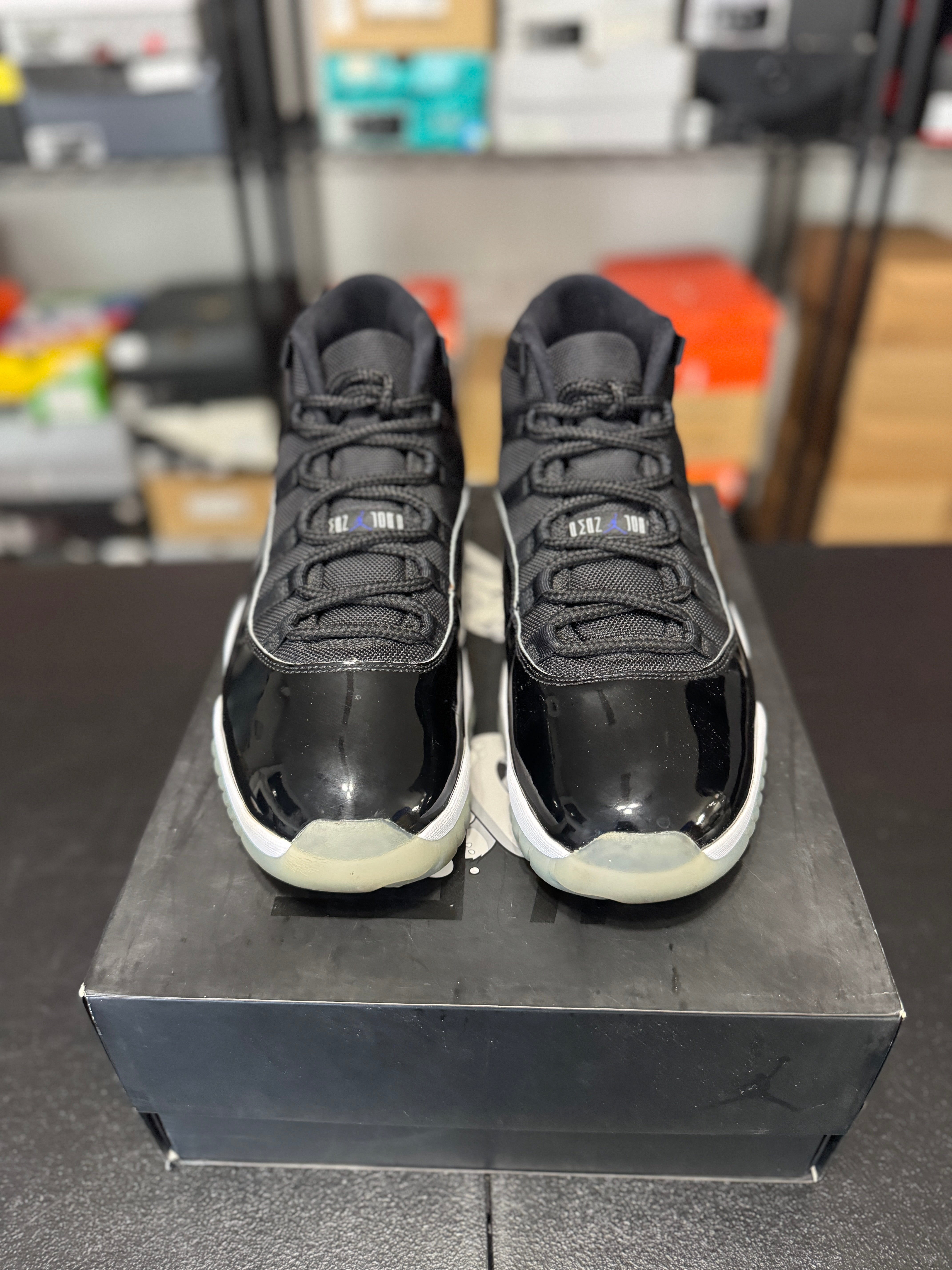 Size 10.5 - J11 space jam
