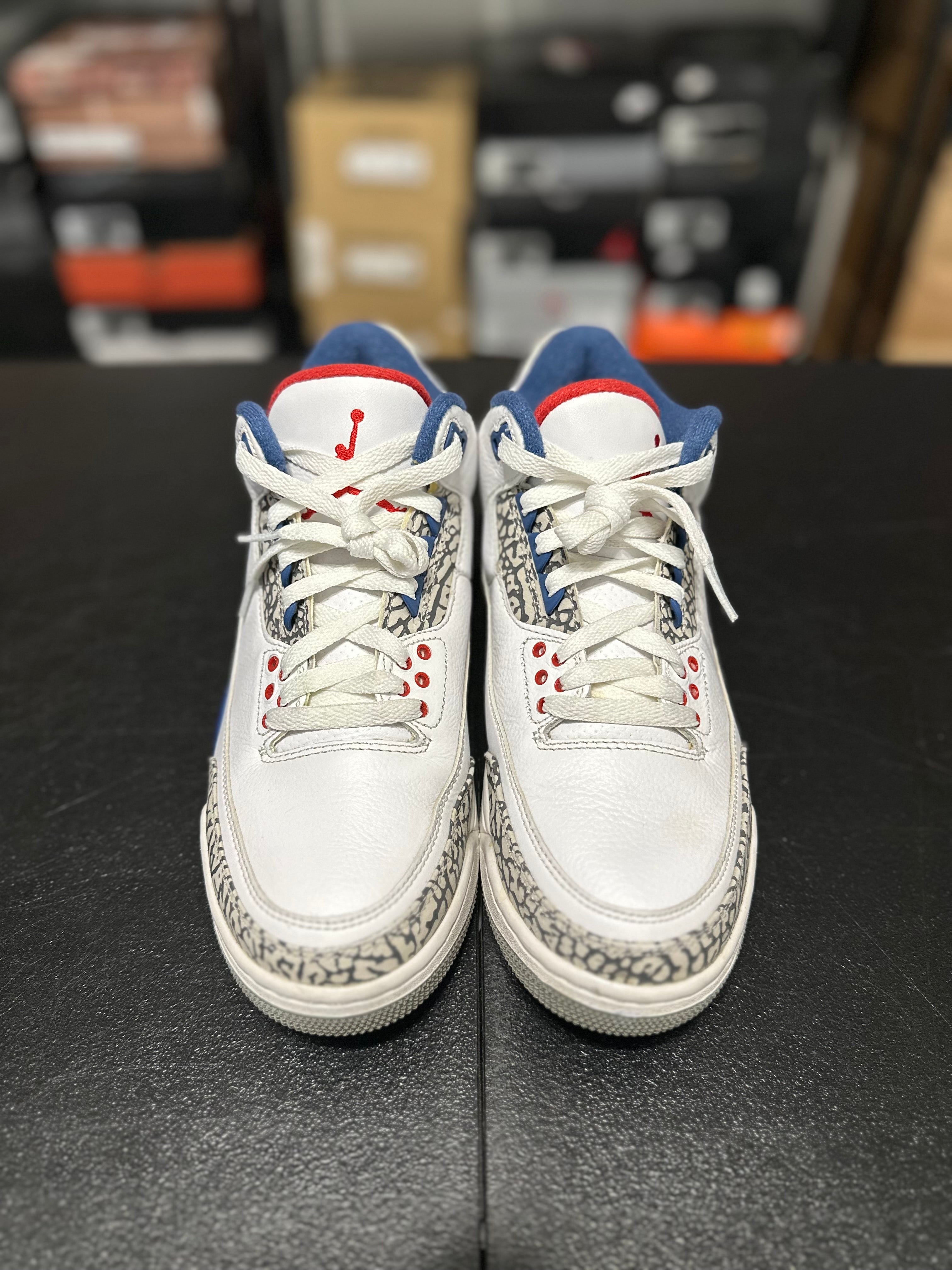 Size 7.5 - J3 true blue