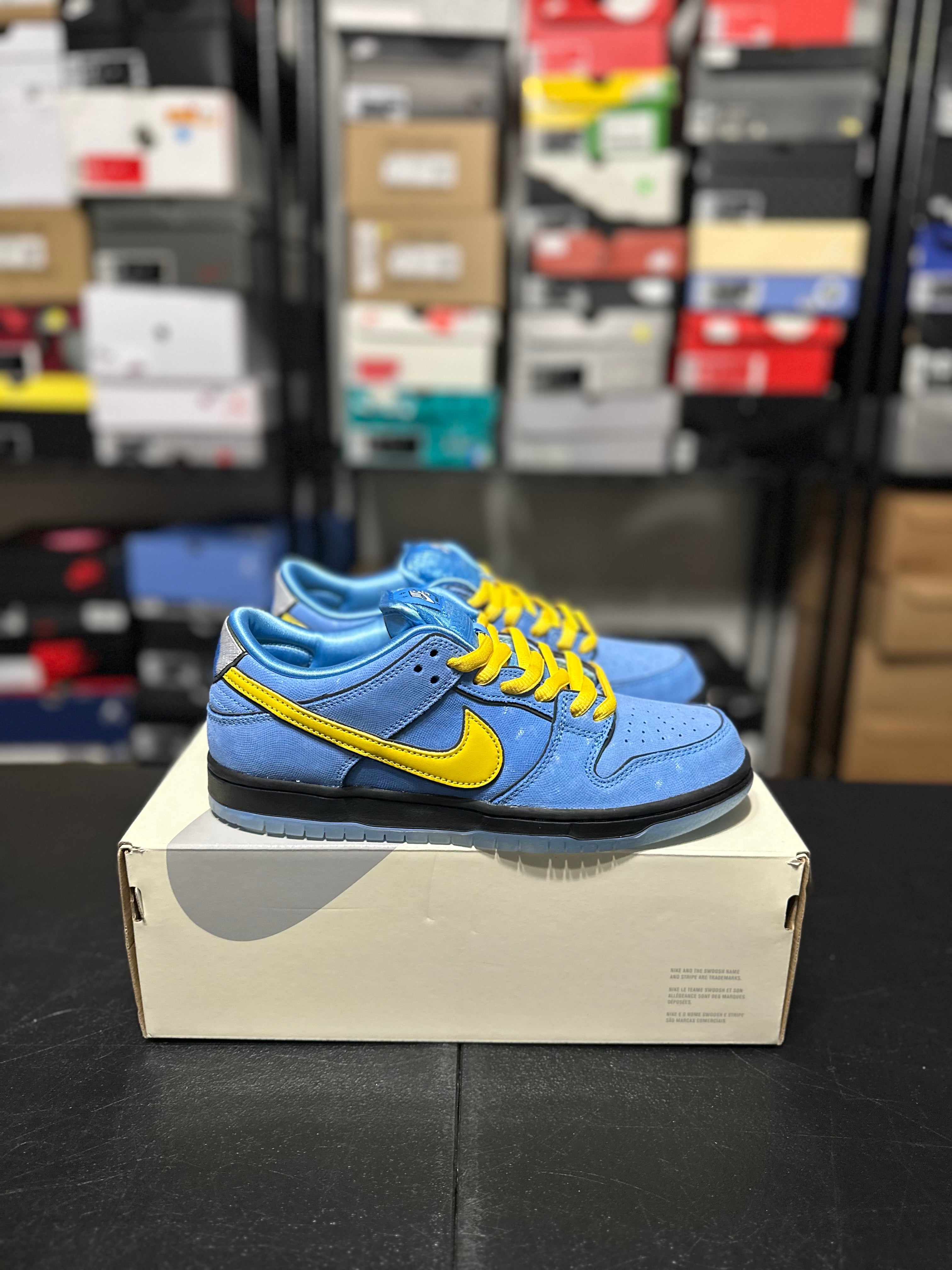 Size 8 - Dunk low powerpuff bubbles DS