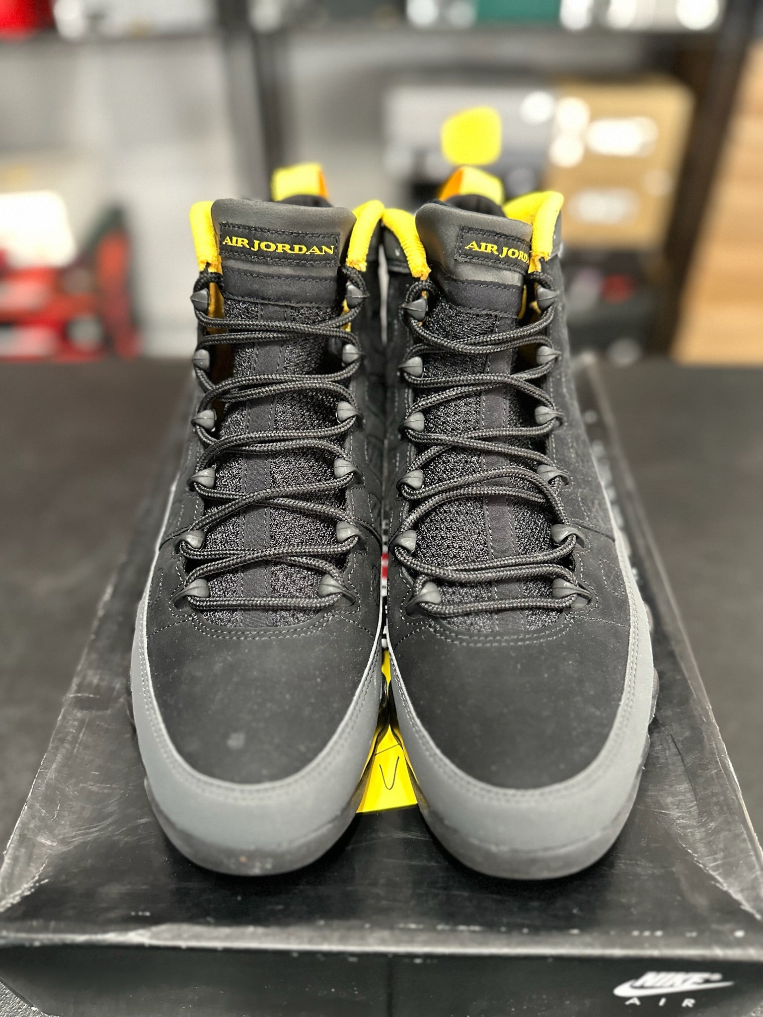Size 11 - J9 Dark Charcoal University Gold
