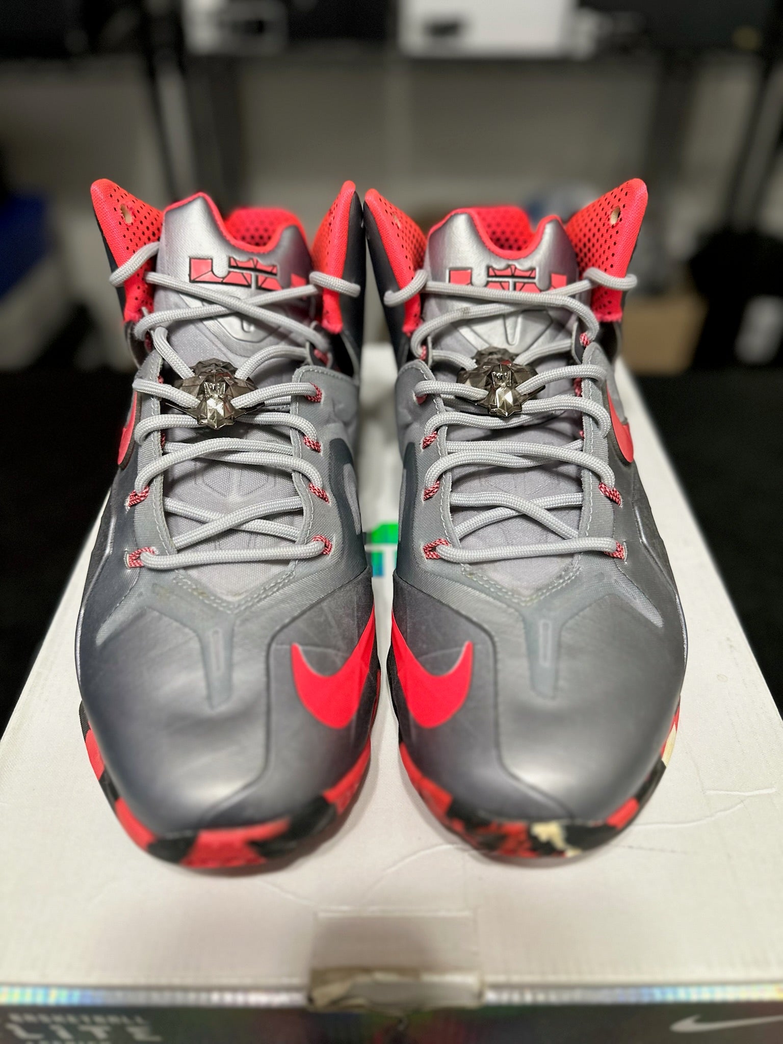 Size 11 - LeBron 11 Elite Team