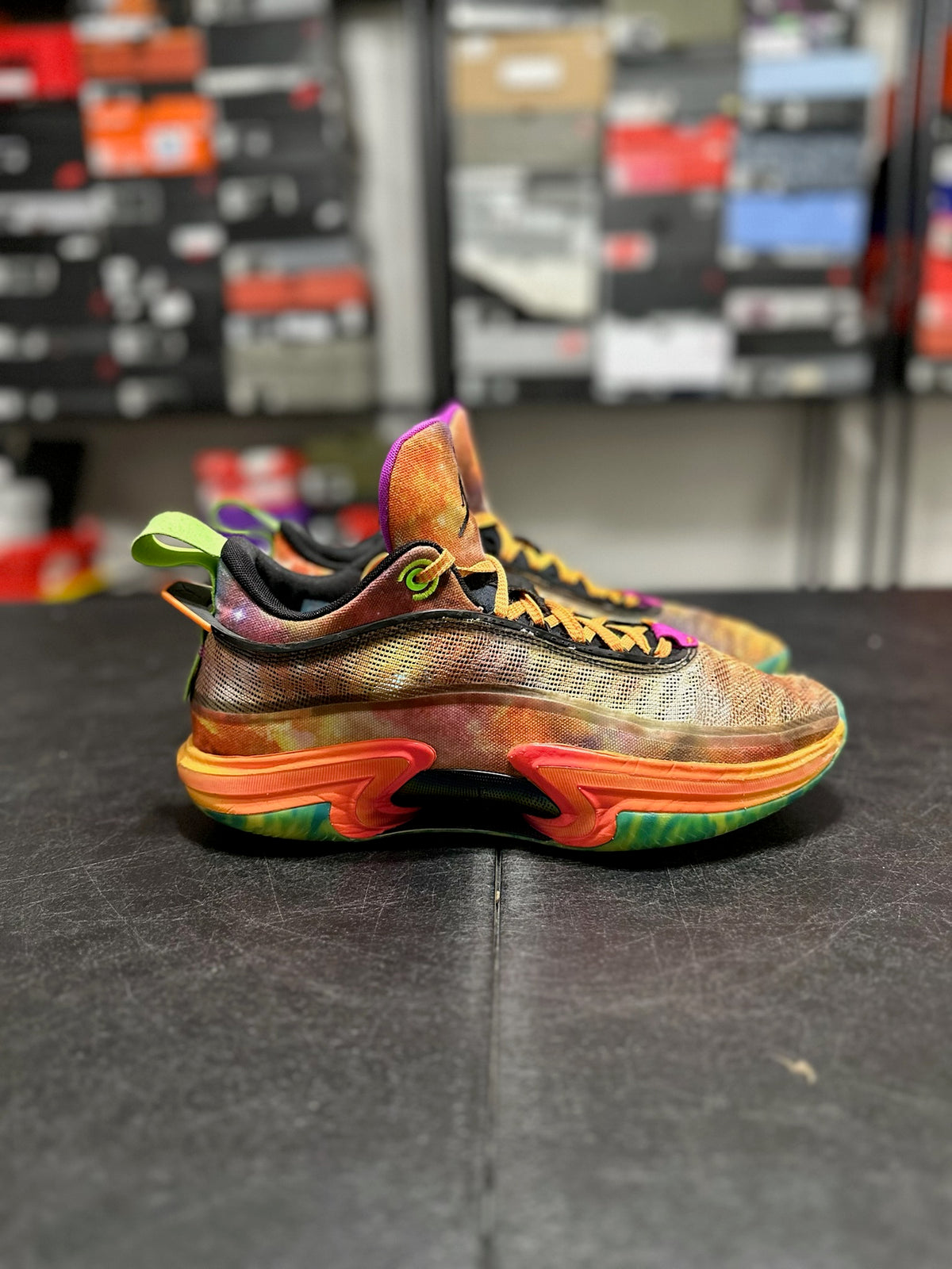 Size 12 - j36 low eybl