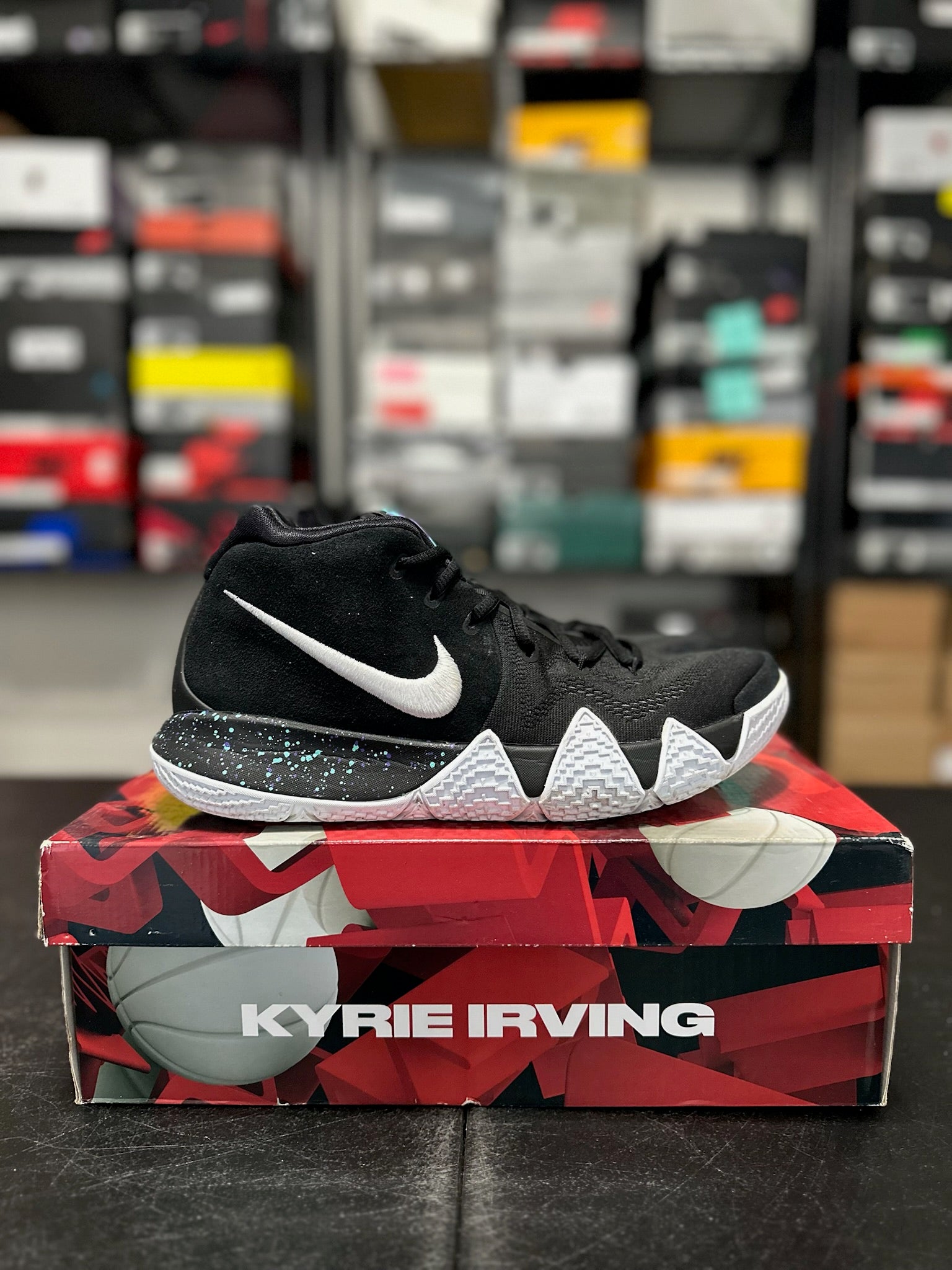 Size 9 - Kyrie 4 Ankle Taker