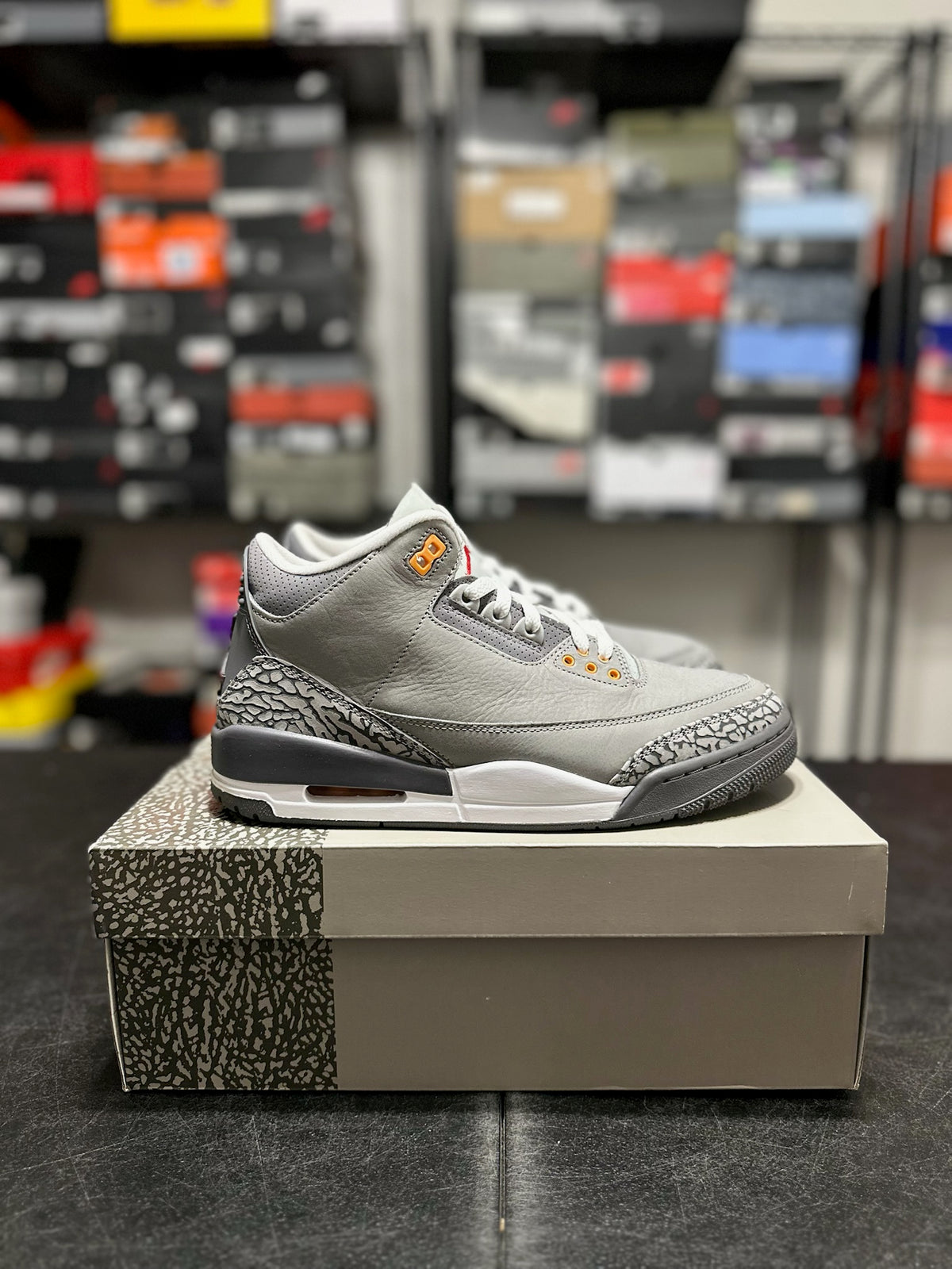 Size 9 - j3 cool grey