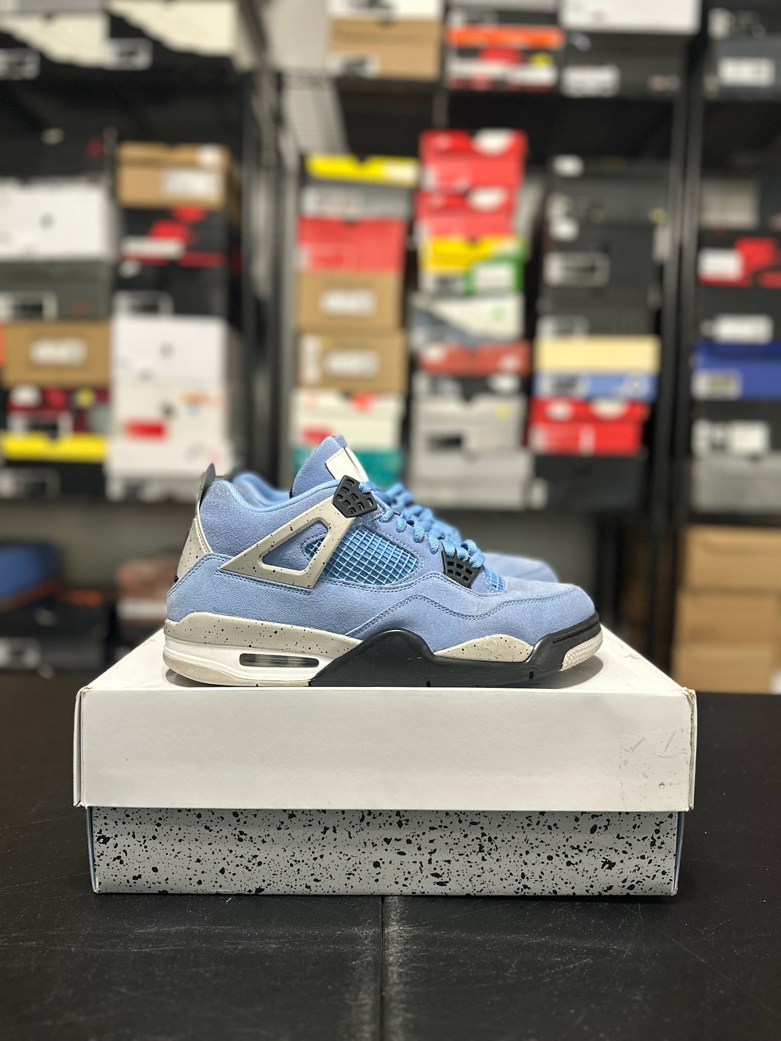 Size 10 - J4 University Blue