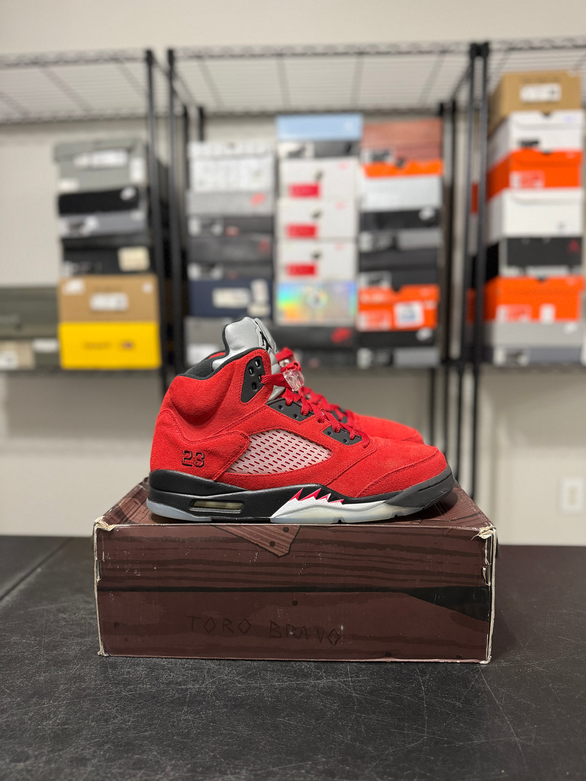Size 12 - J5 raging bull