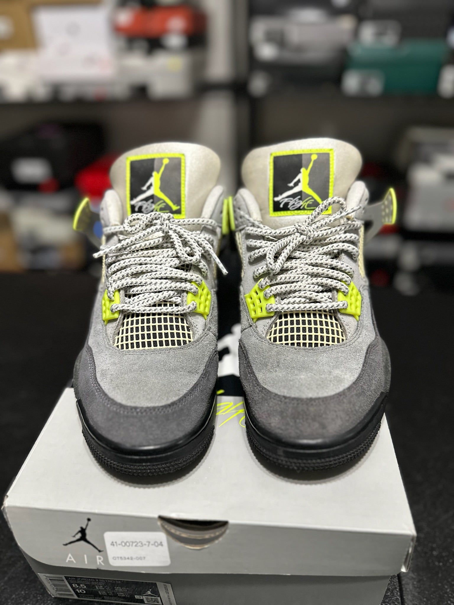 Size 8.5 - J4 95 Neon