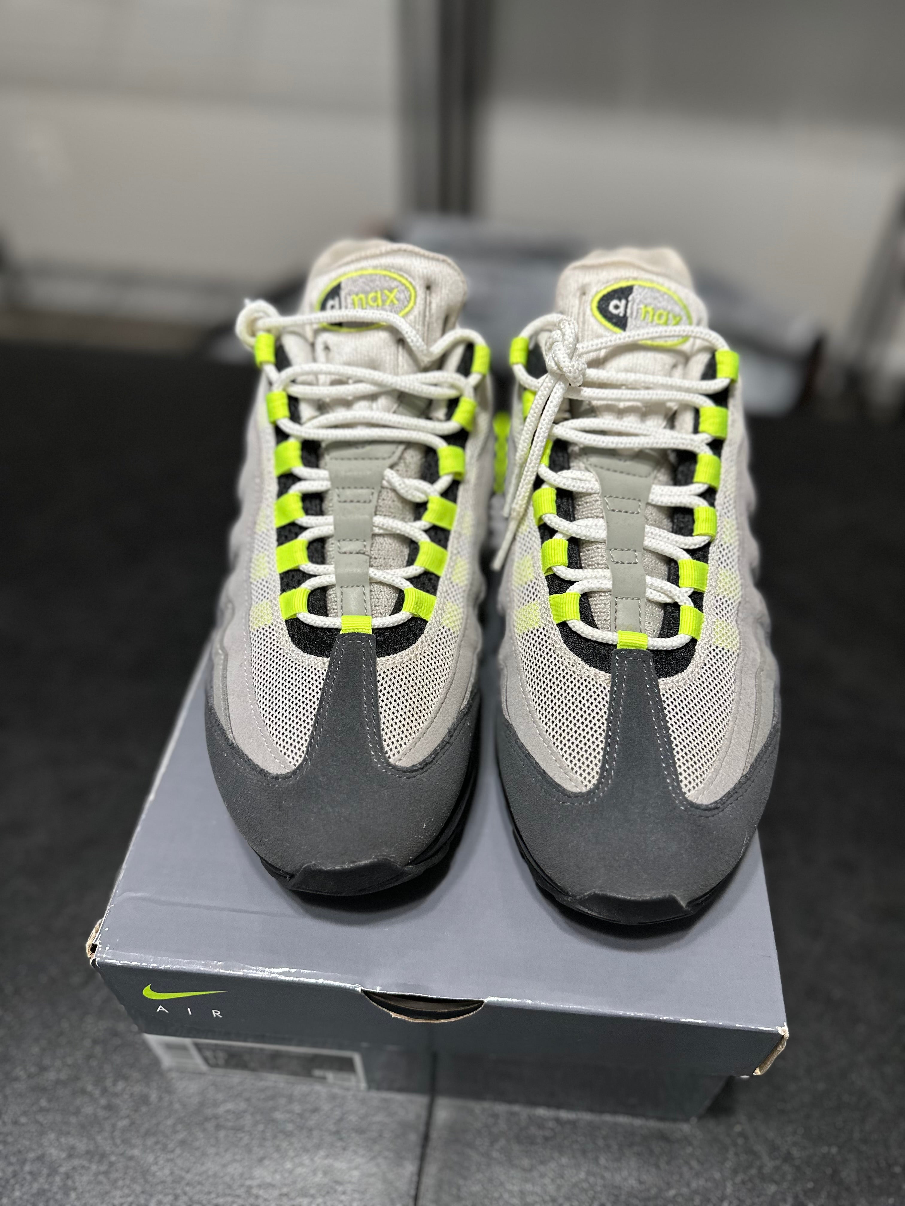 Size 9.5 - air max 95 neon