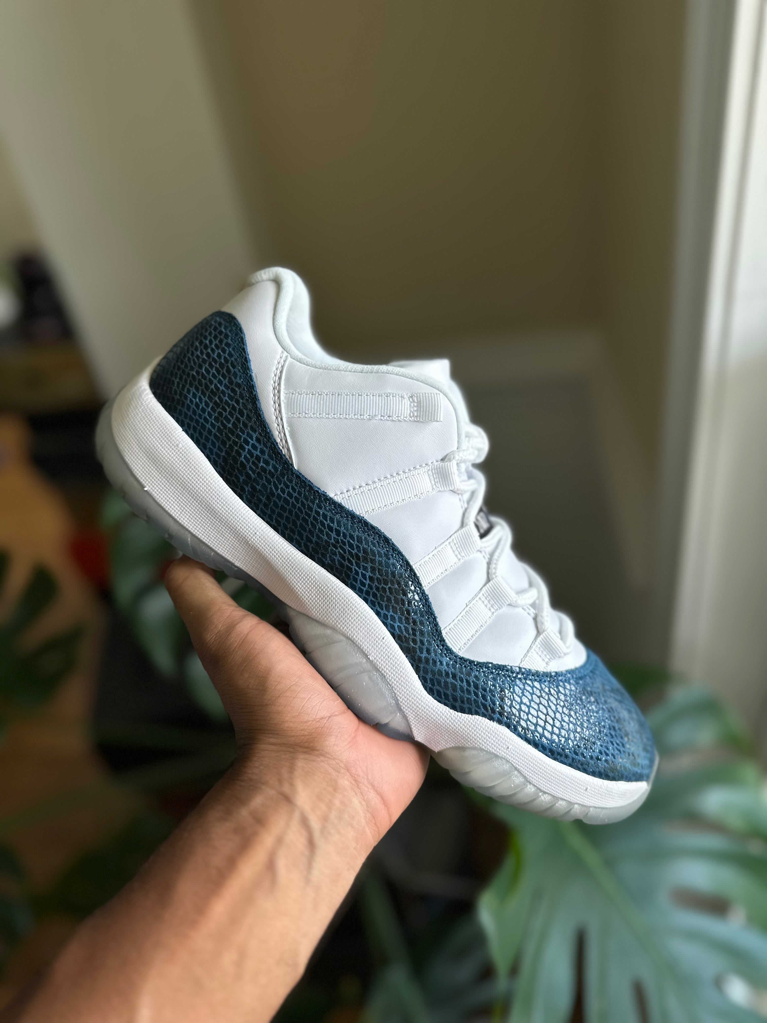 Size 10.5 - J11 low navy snakeskin DS