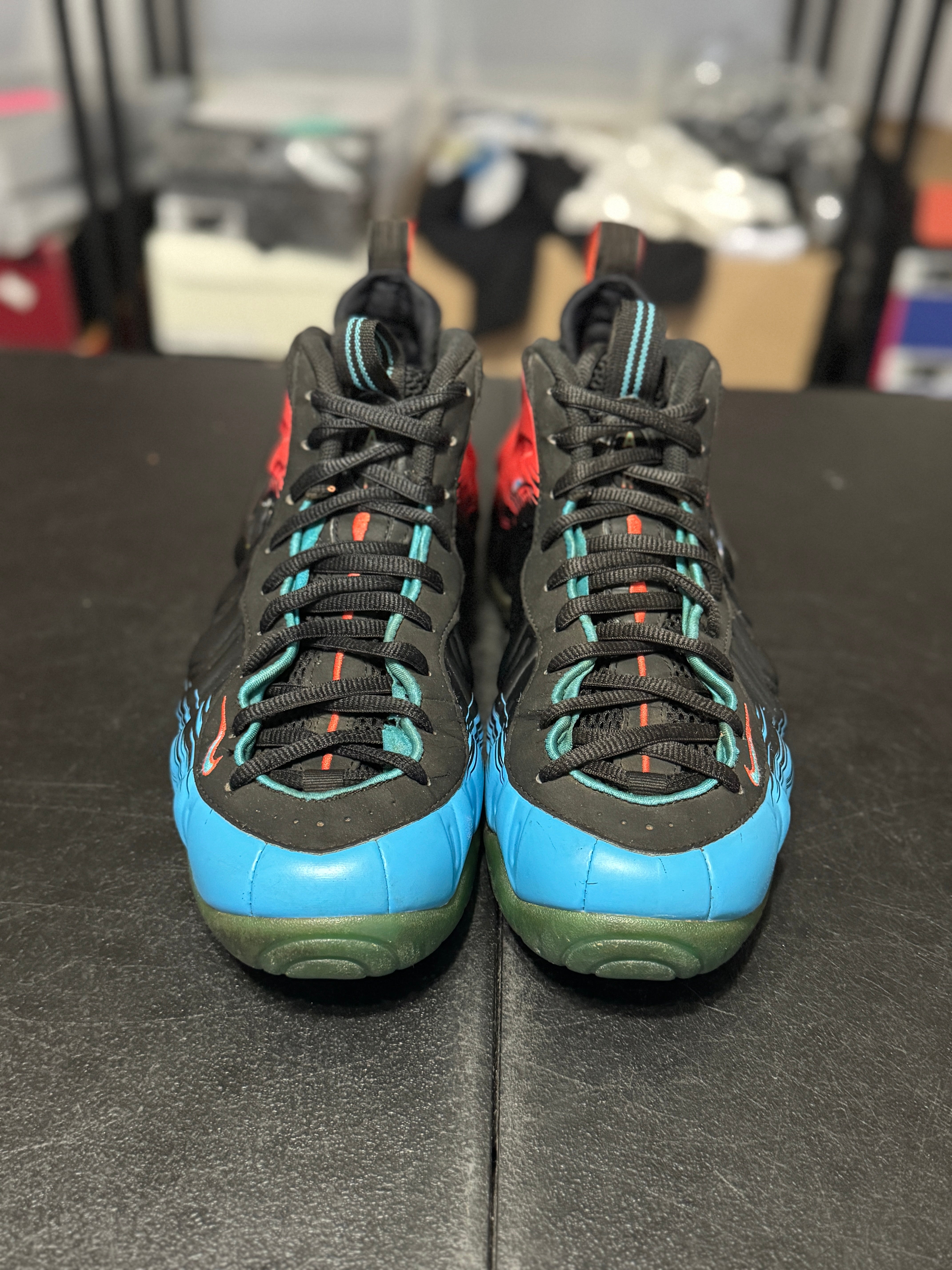 Size 11 - Foamposite pro Spider-Man