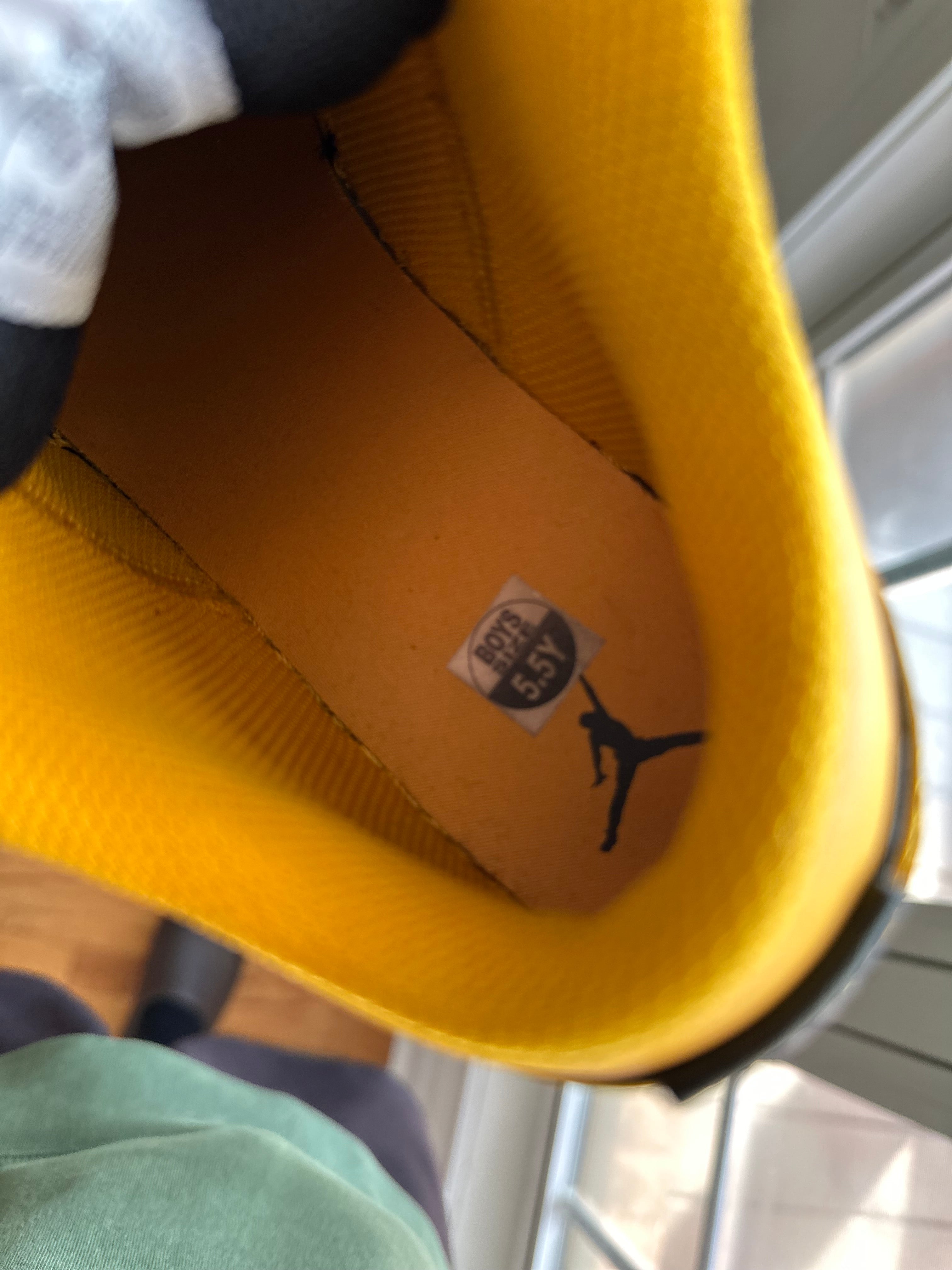 Size 5.5y - J1 low pollen