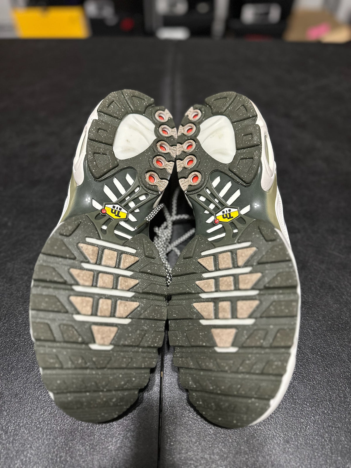 Size 10.5 - AM Plus Phantom Cargo Khaki