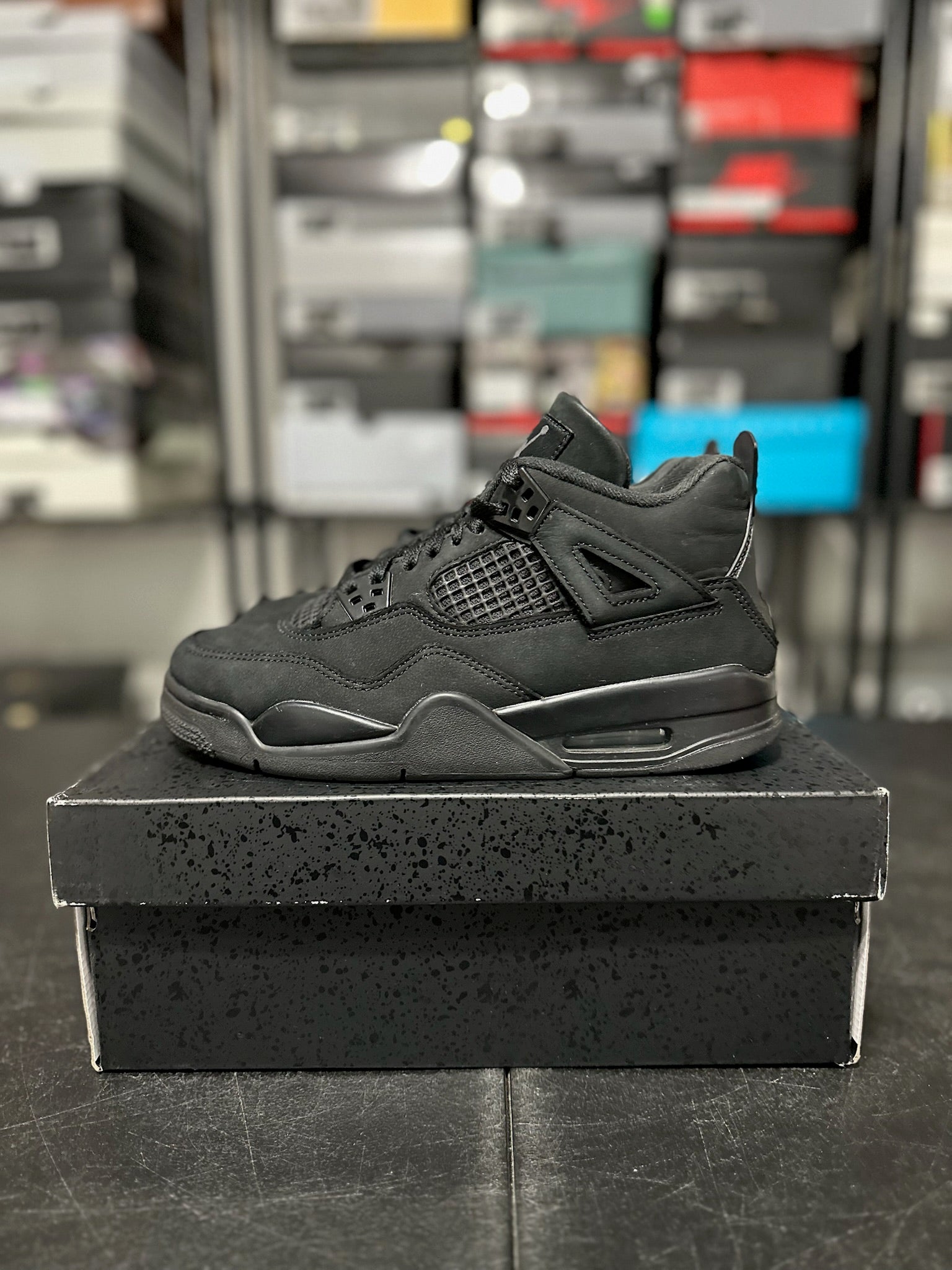 Size 7Y - J4 Black Cat