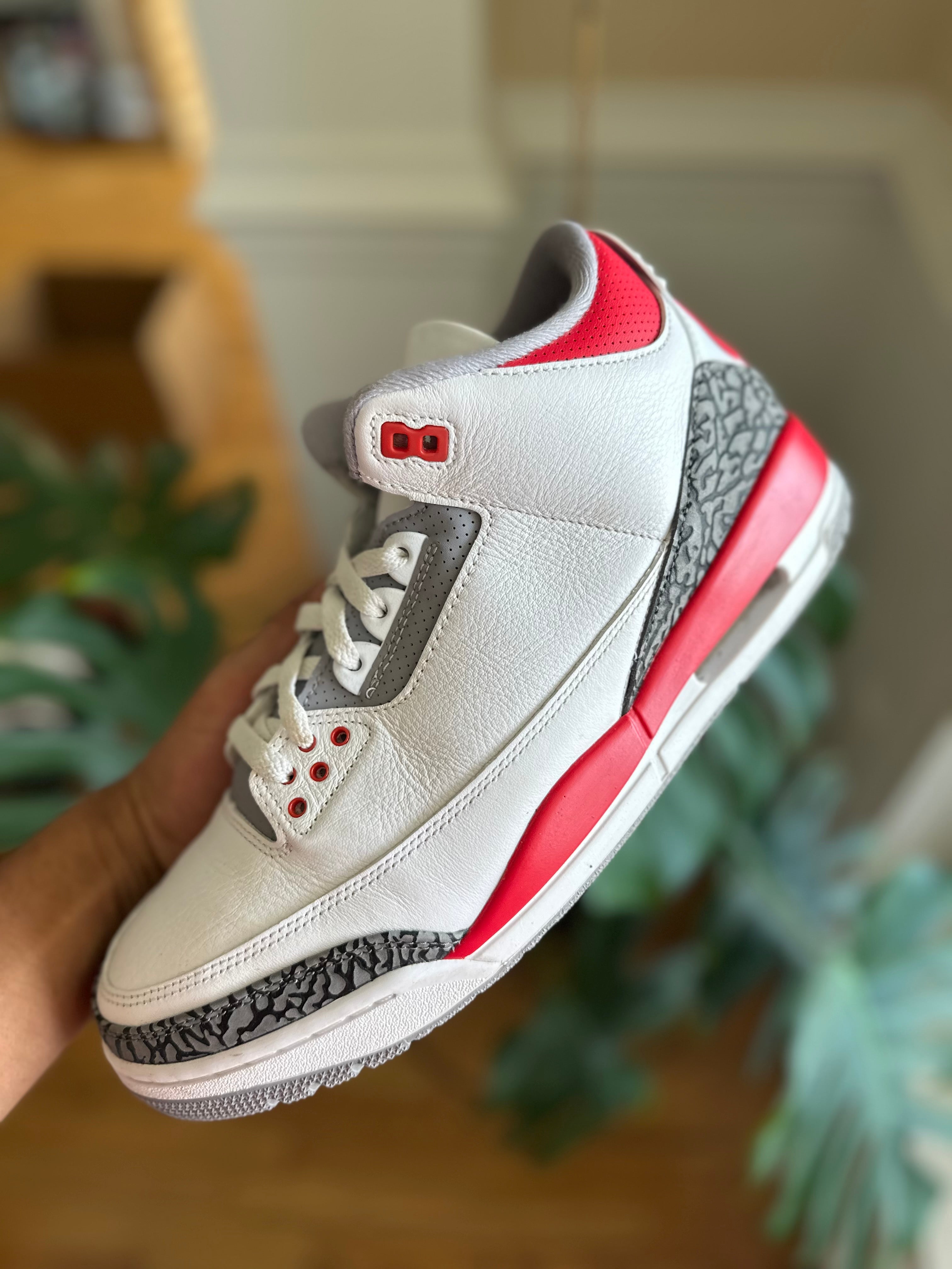 Size 11.5 - J3 fire red