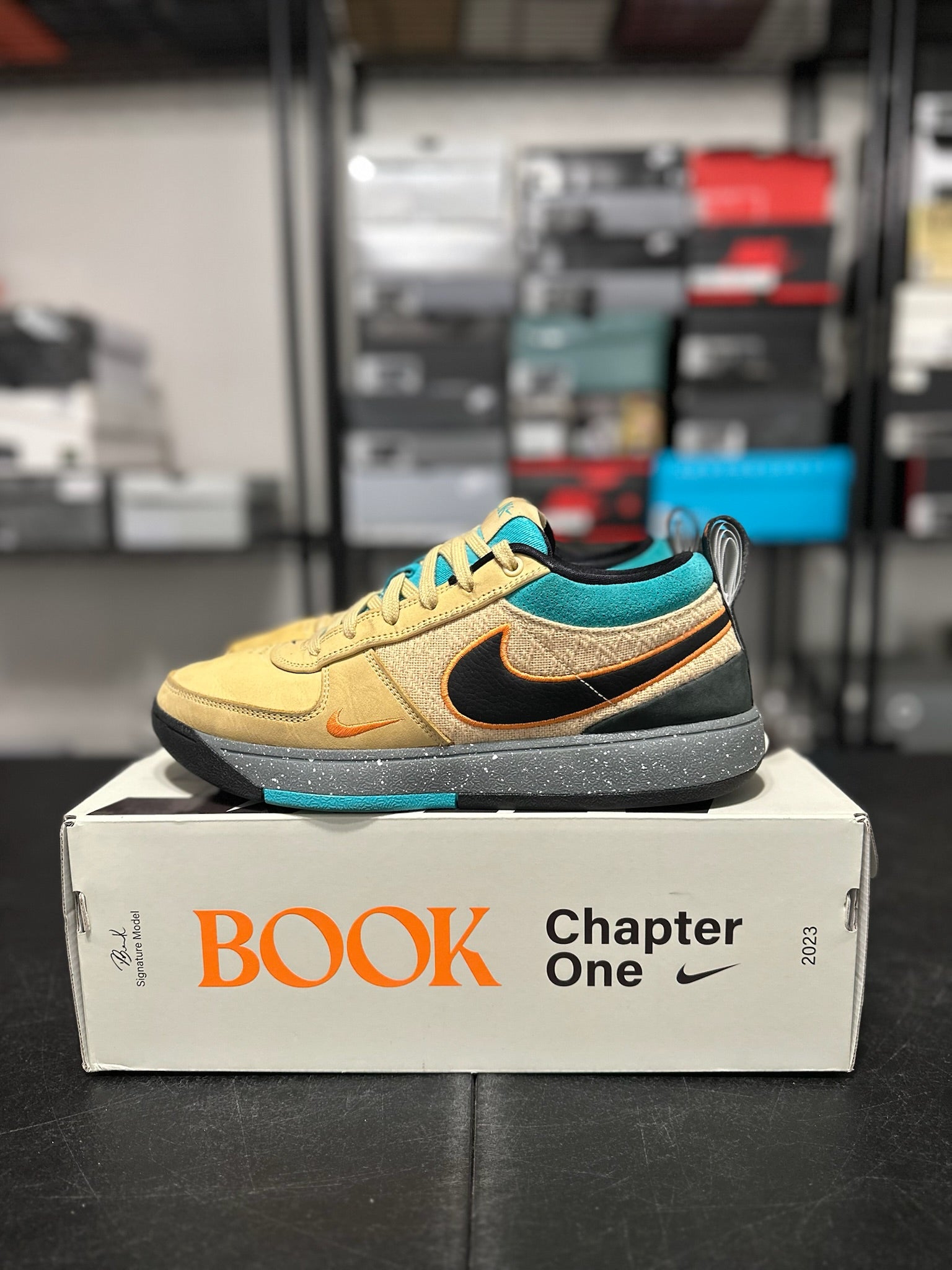 Size 10 - Book 1 Mowabb
