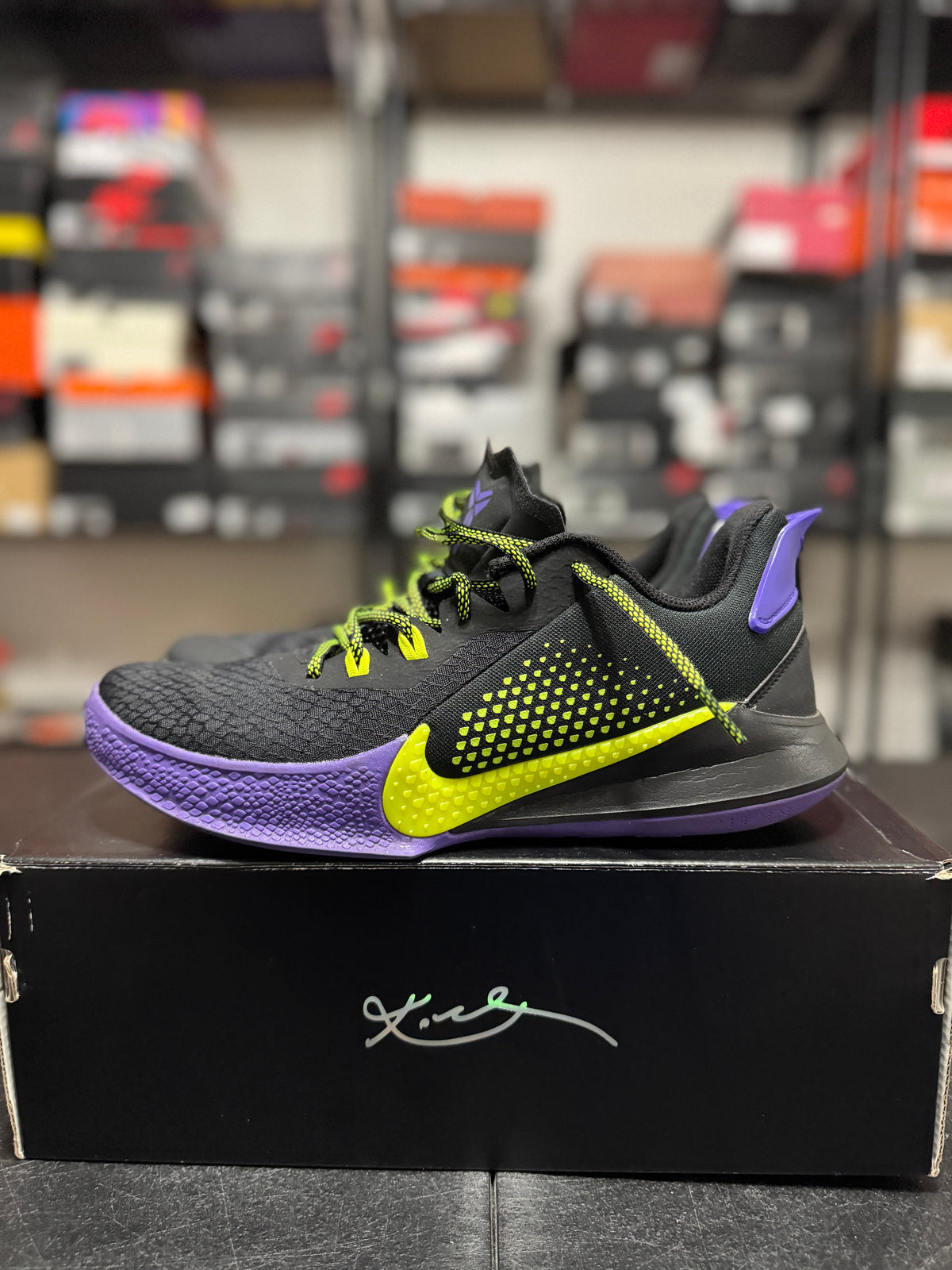 Size 10 - Kobe mamba fury joker