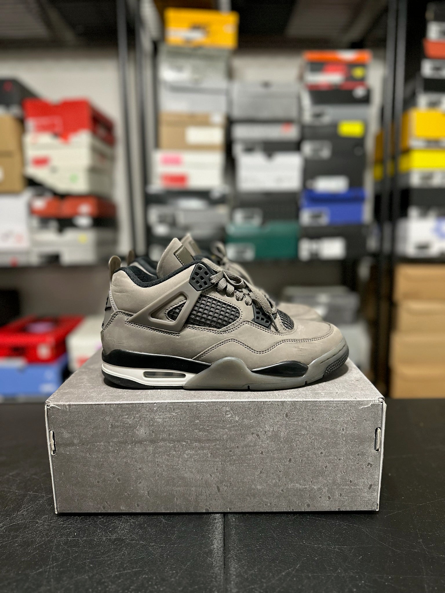 Size 8.5 - J4 Cave Stone