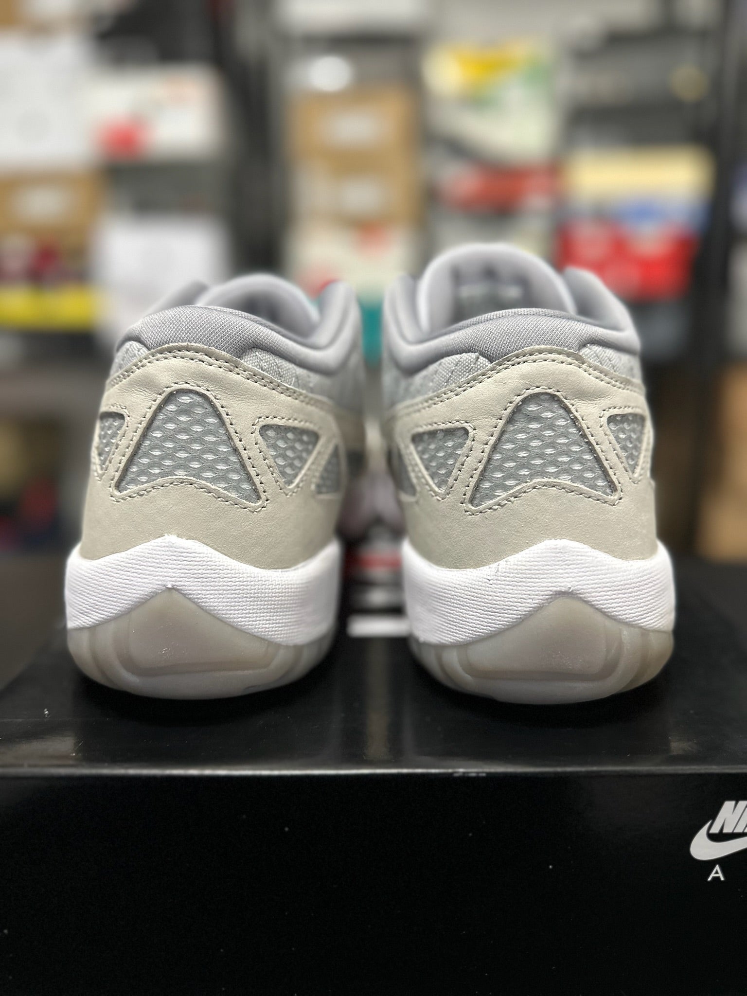 Size 14 - J11 Low IE Light Orewood Brown