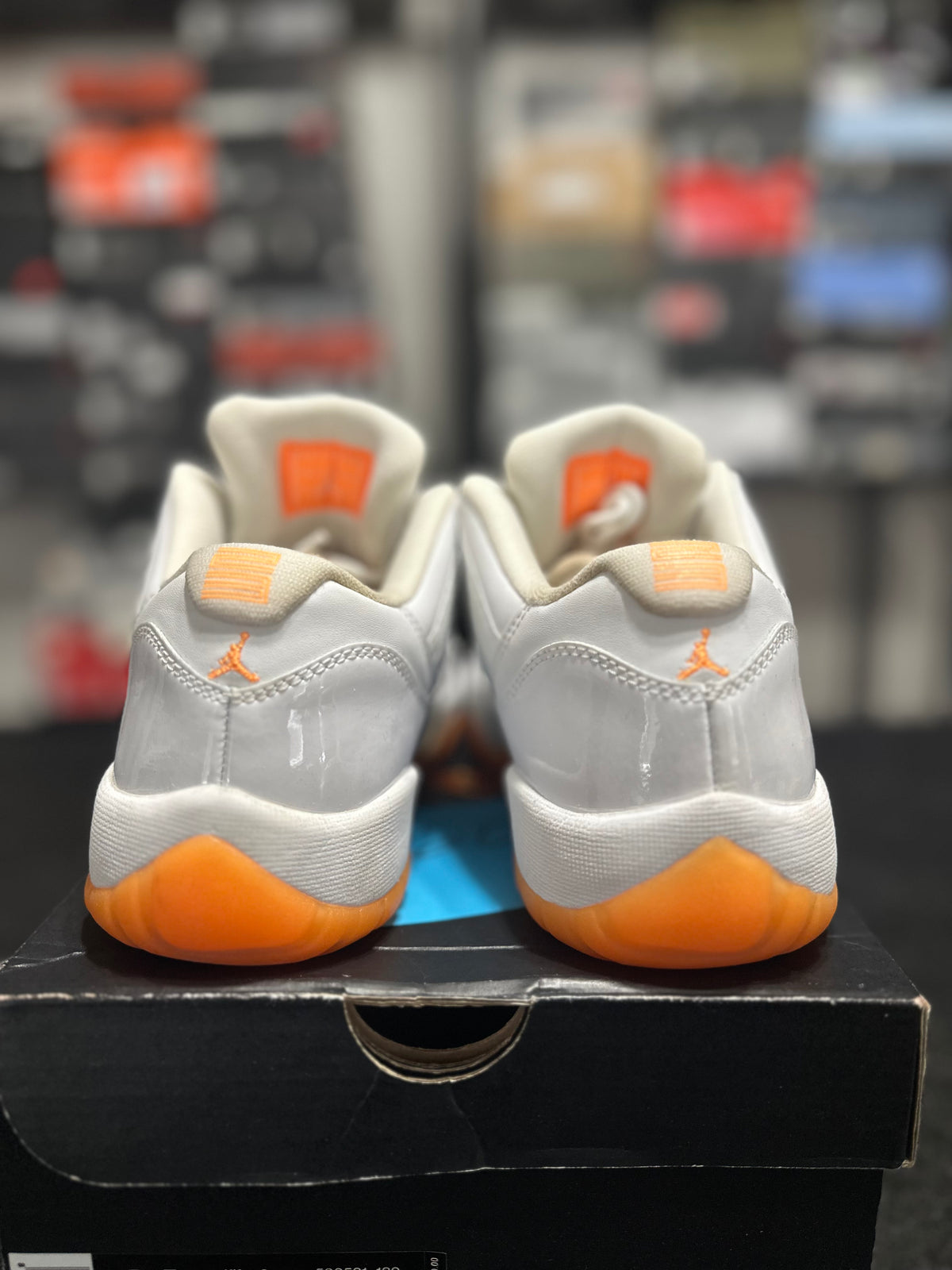 Size 6.5y - J11 low citrus