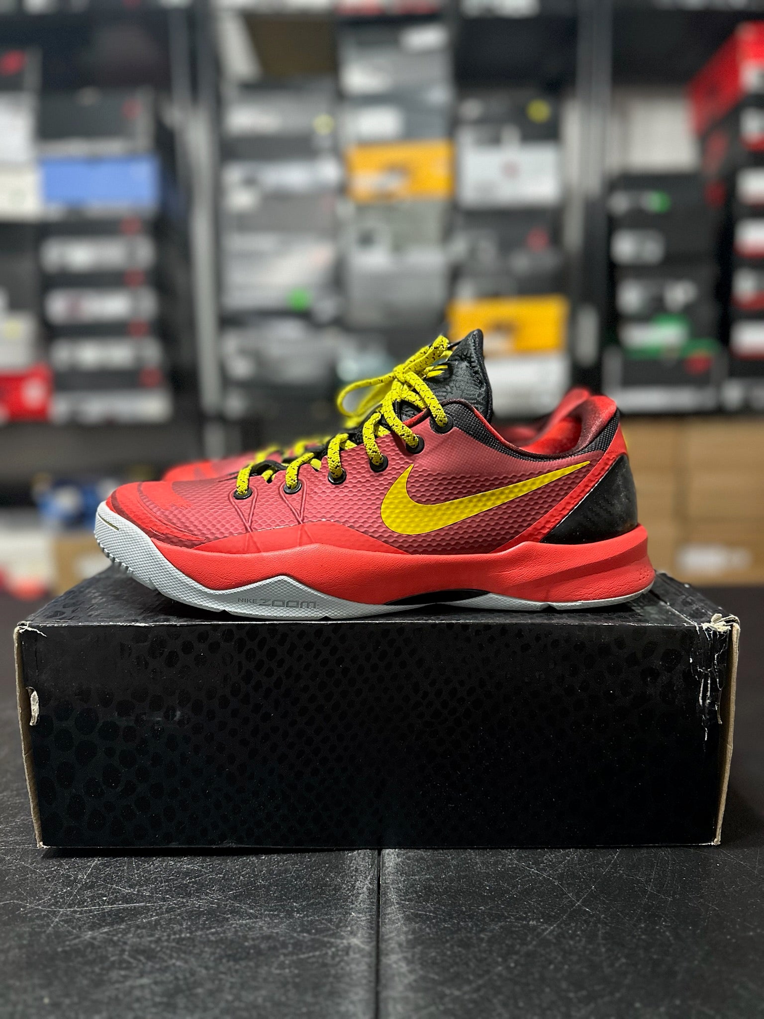 Size 12 - Kobe Venomenon 4 red
