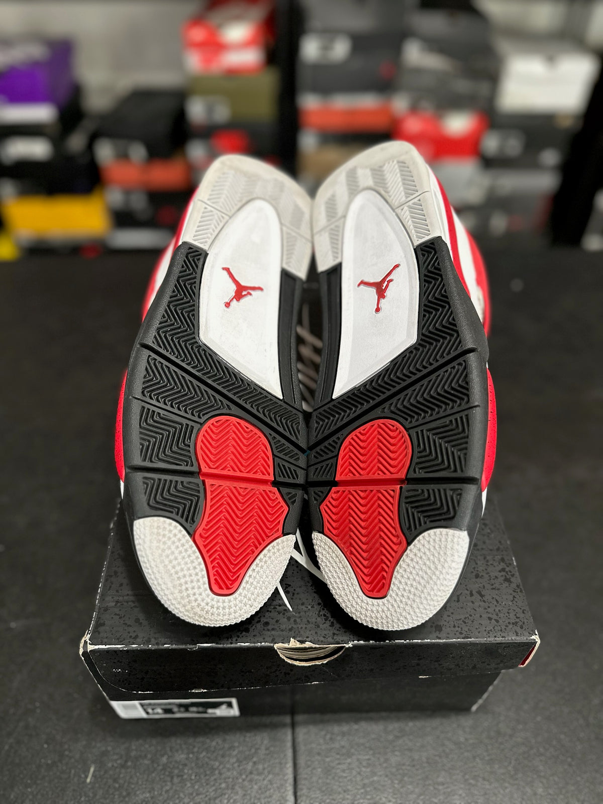 Size 14 - j4 red cement