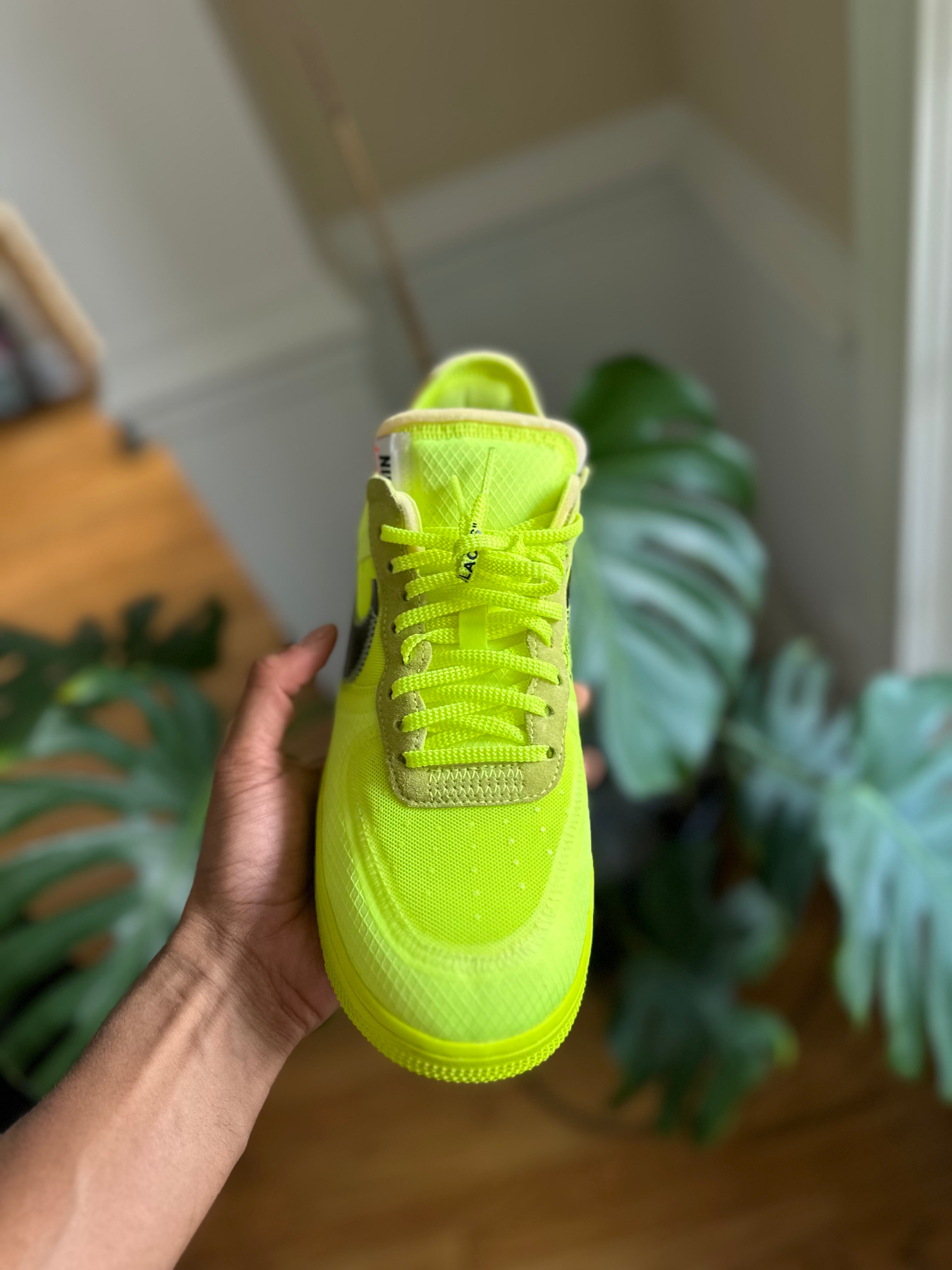 Size 9 - AF1 Off white Volt