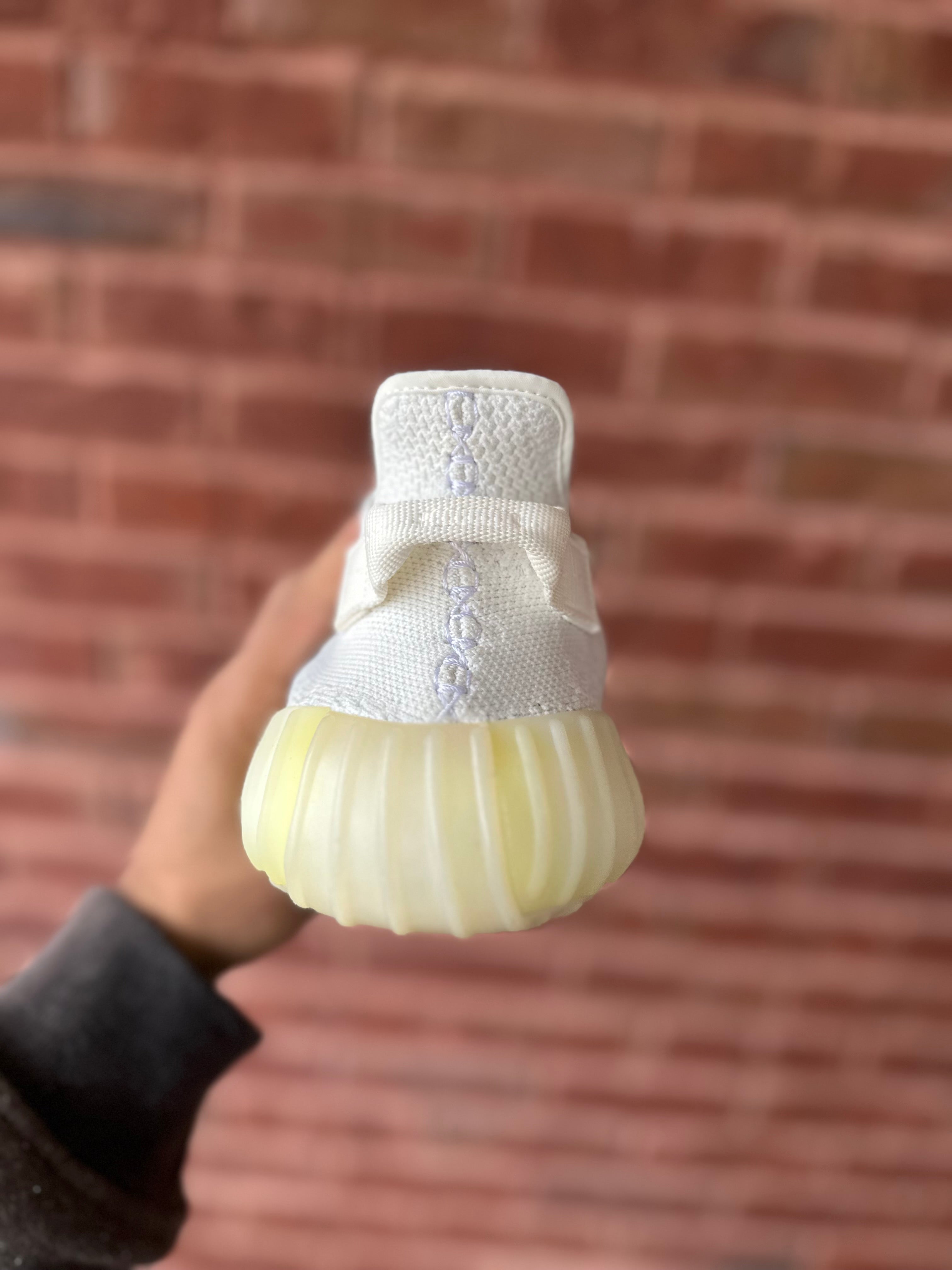 Size 11.5 - YZY 350 cream white/triple white