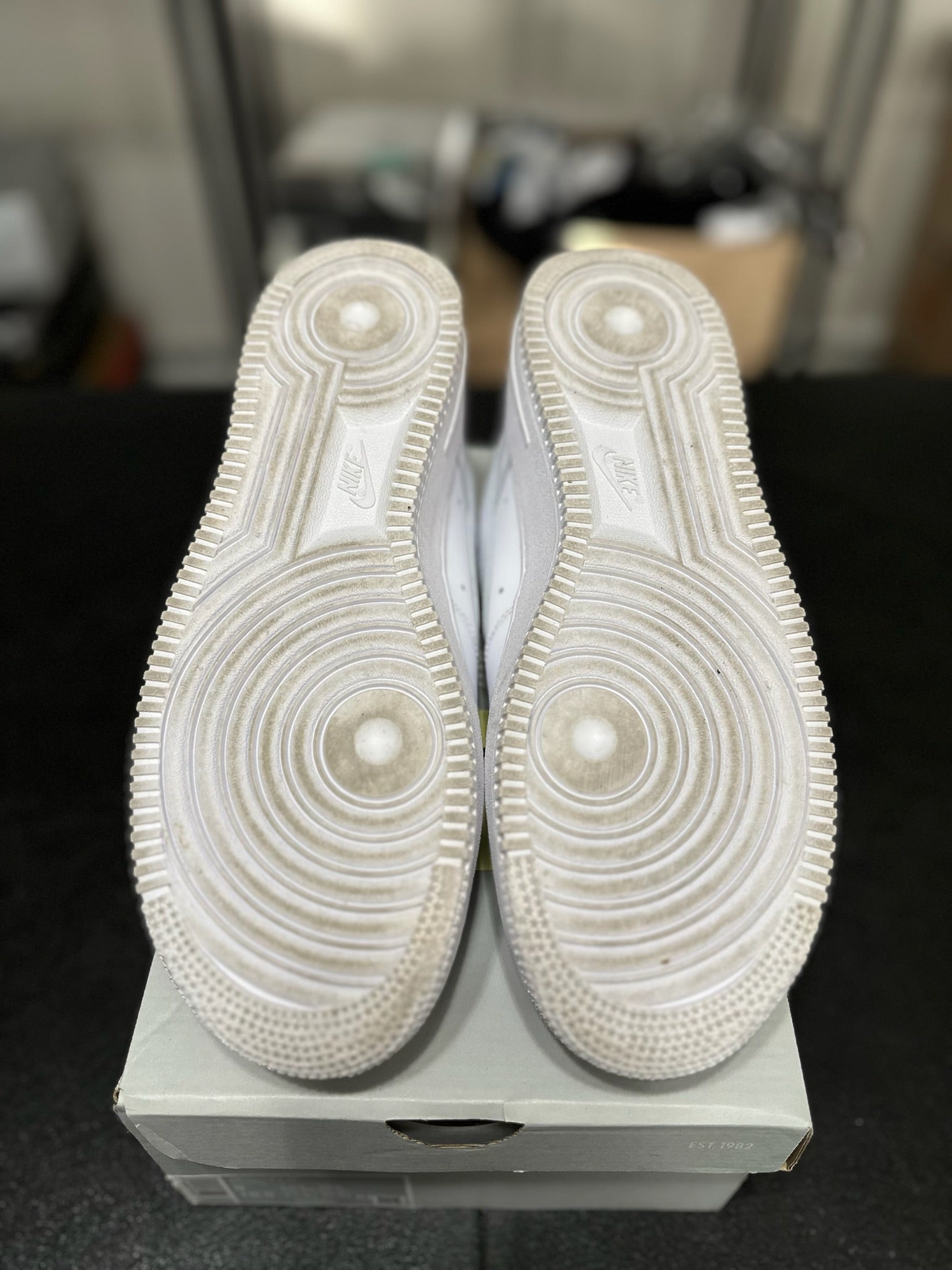 Size 9 - AF 1 ‘07 White