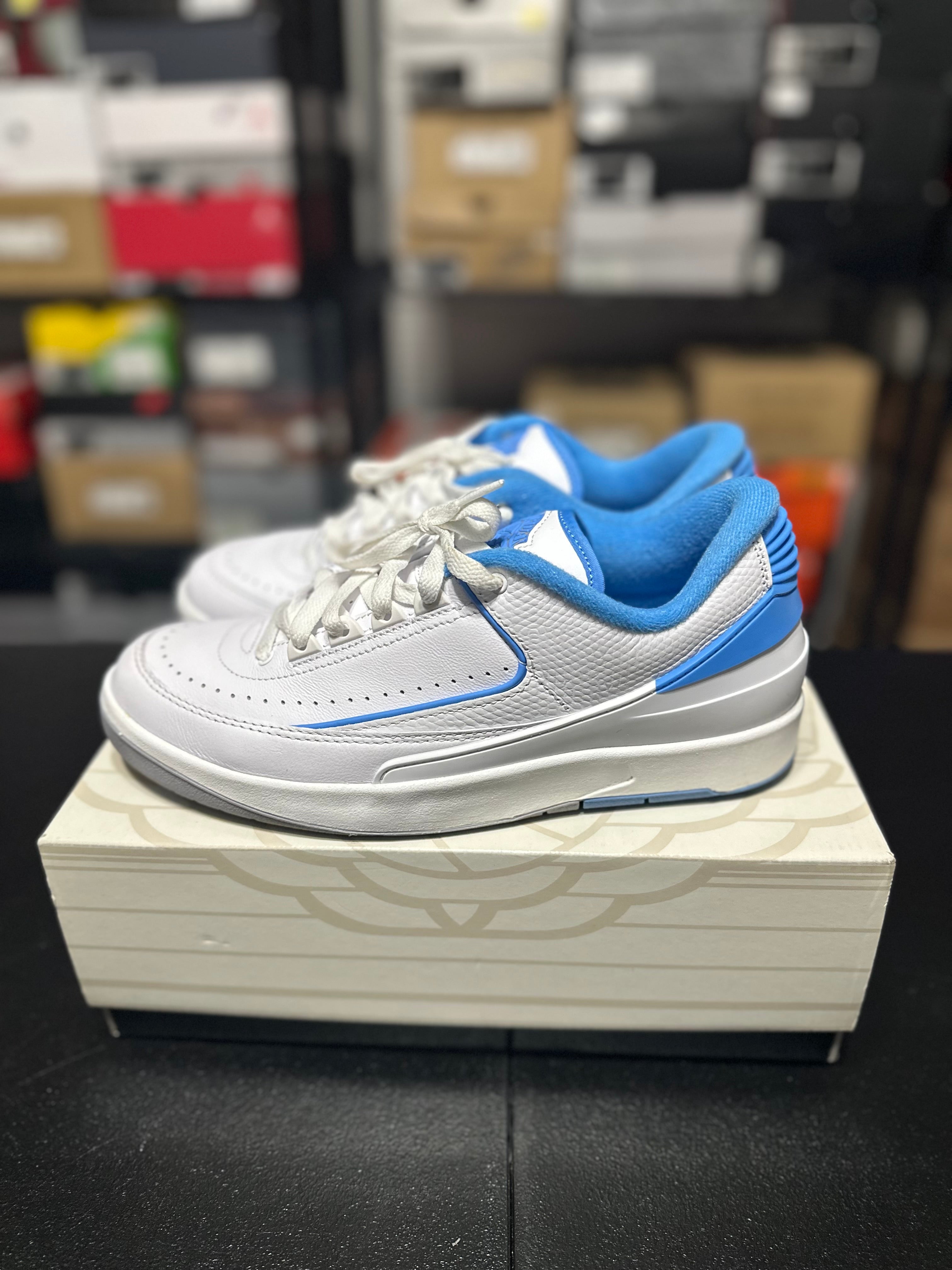 Size 8.5 - J2 low unc