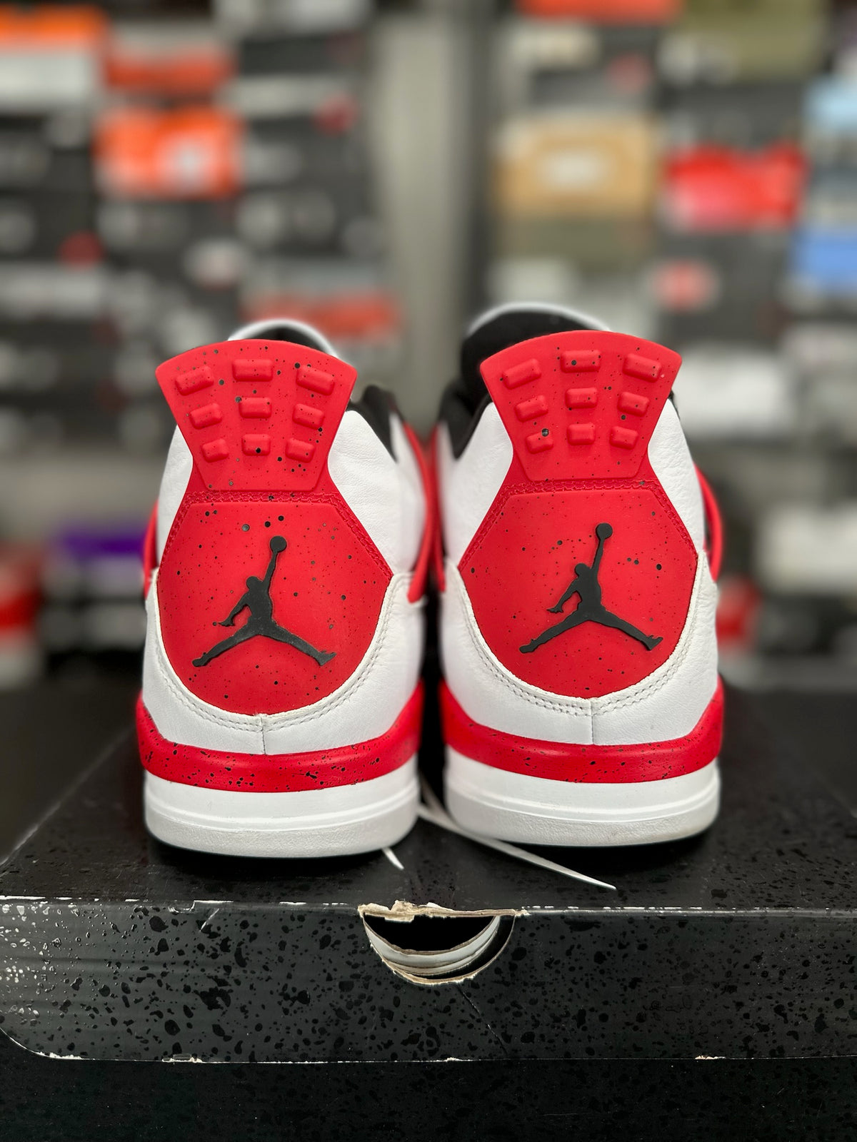 Size 14 - j4 red cement