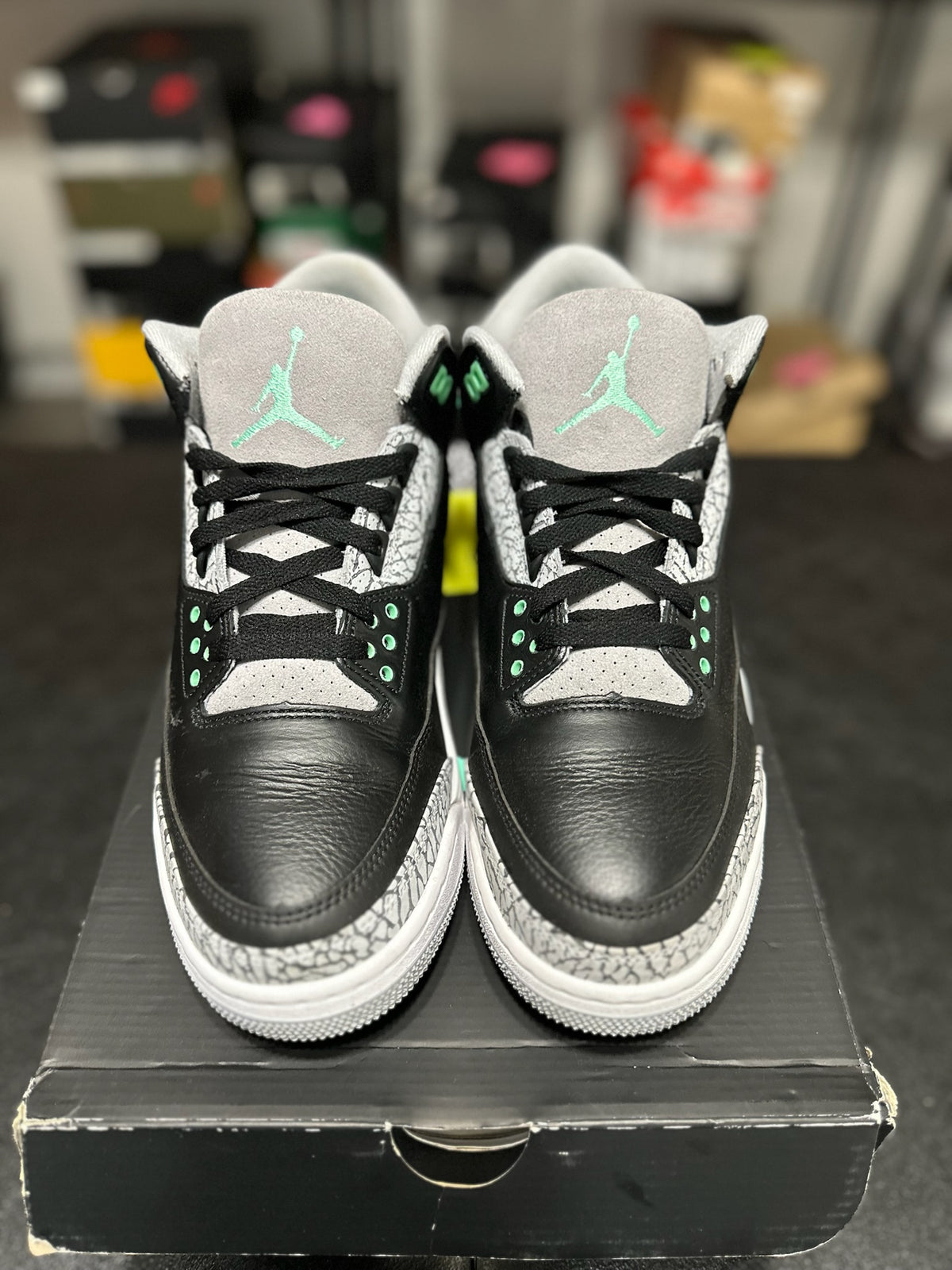 Size 11 - J3 Green Glow