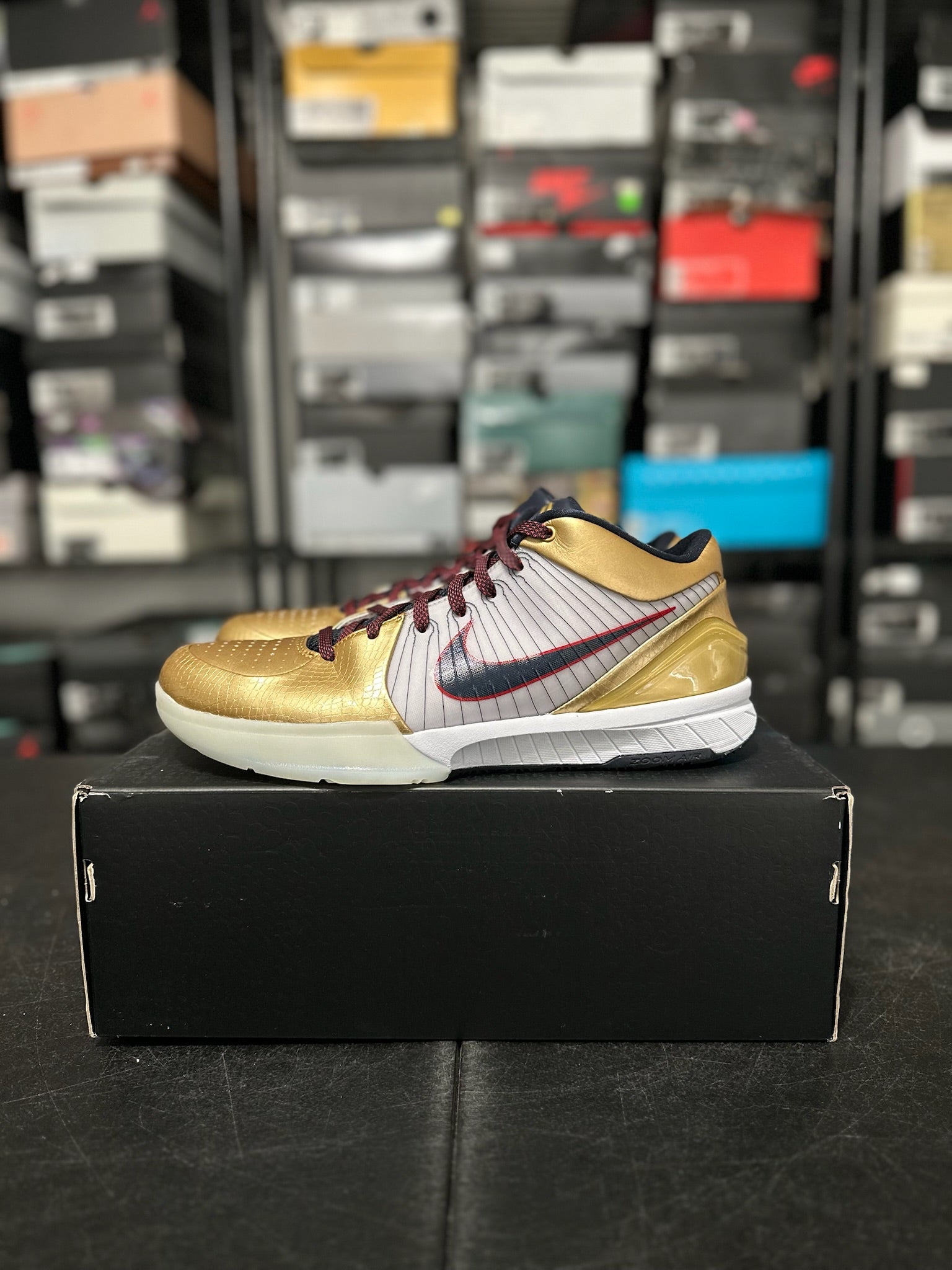 Size 11 - Kobe 4 Gold Medal