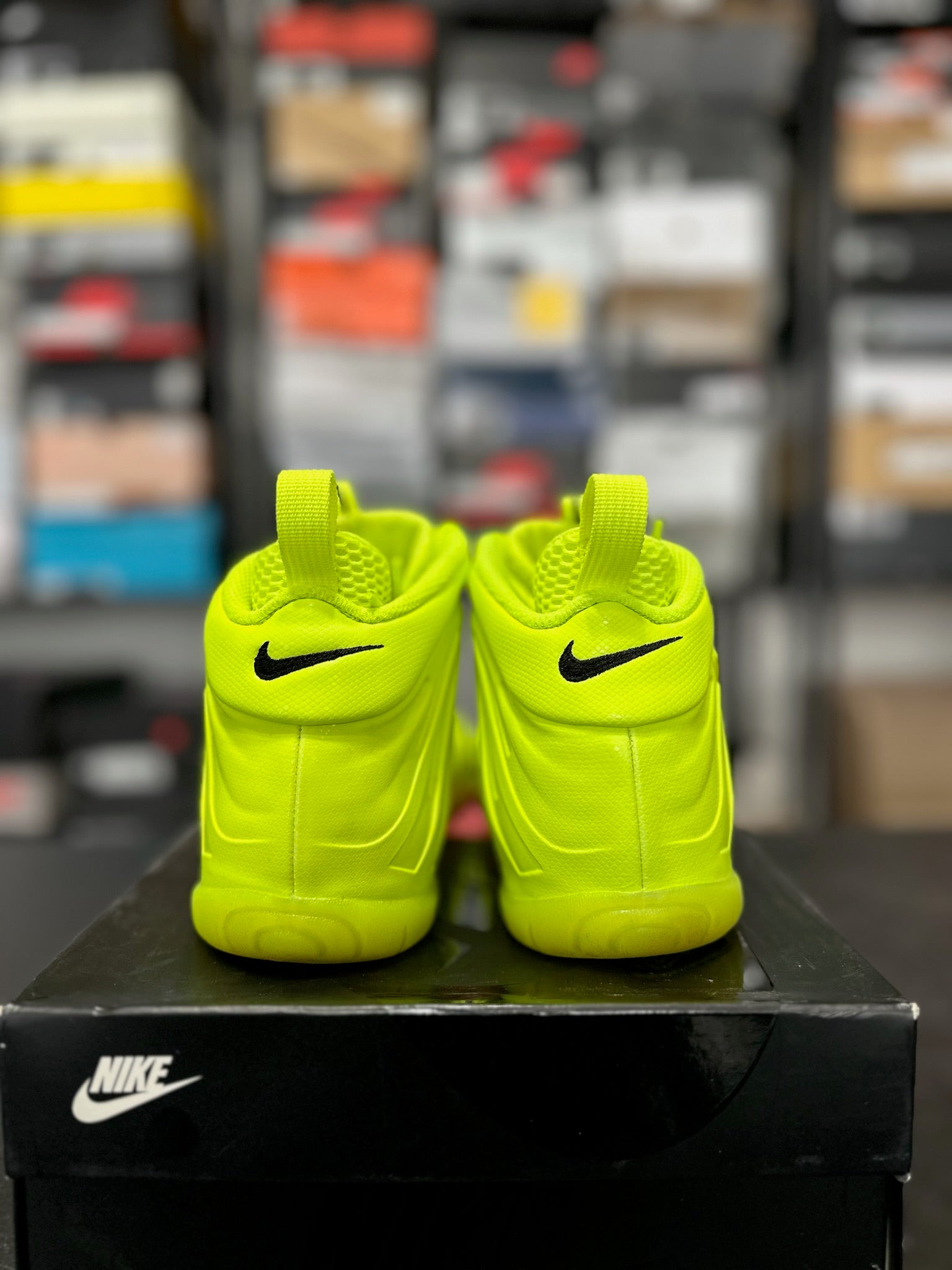 Size 7Y - Foamposite Pro Volt