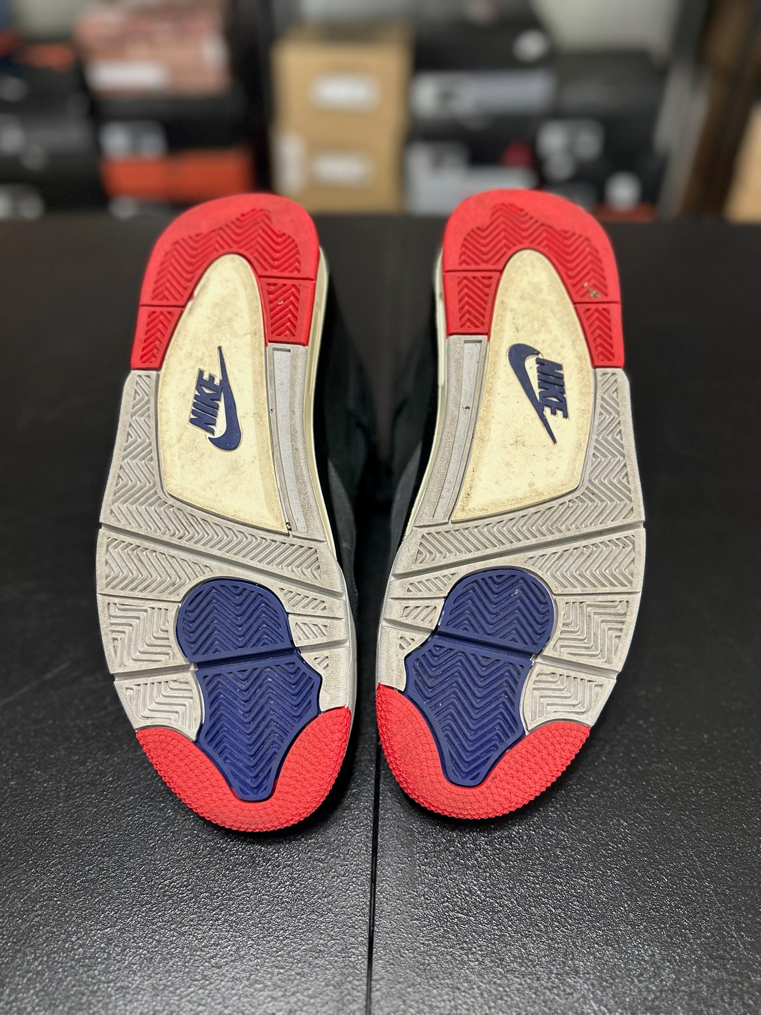 Size 9.5 - J4 Rare Air