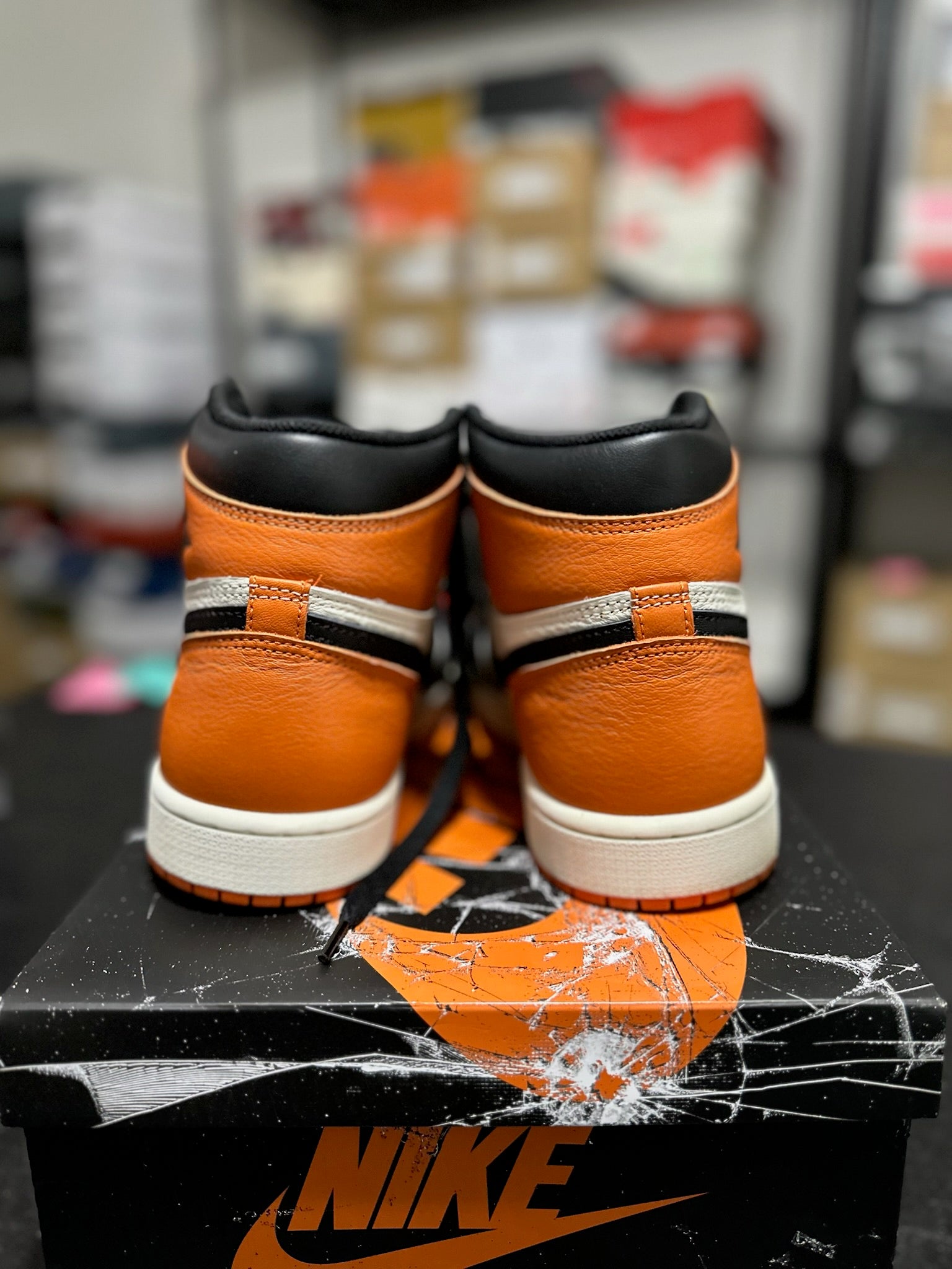 Size 9.5 - J1 Mid Shattered Backboard
