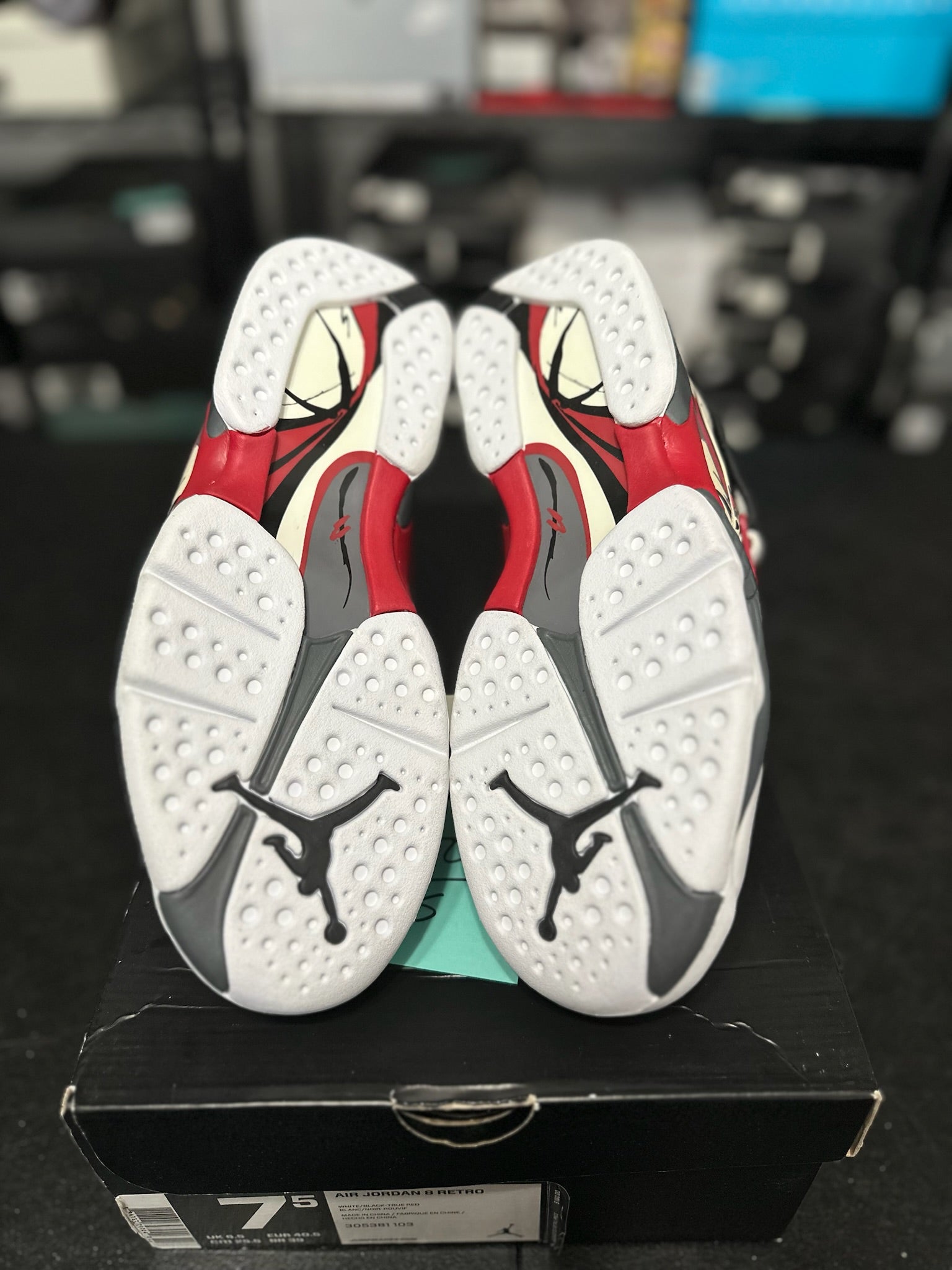 Size 7.5 - J8 Bugs Bunny DS
