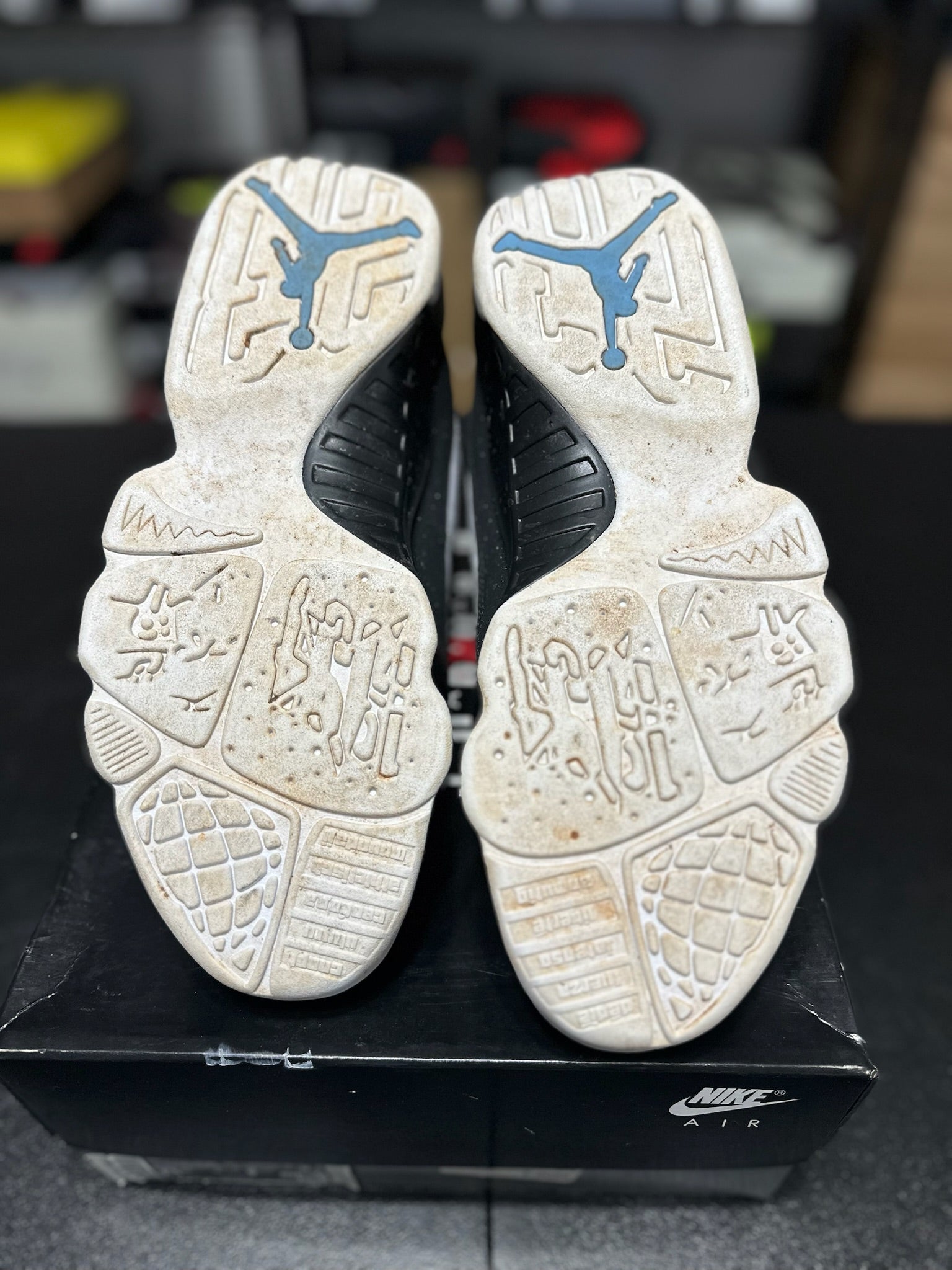 Size 8.5 - J9 University Blue