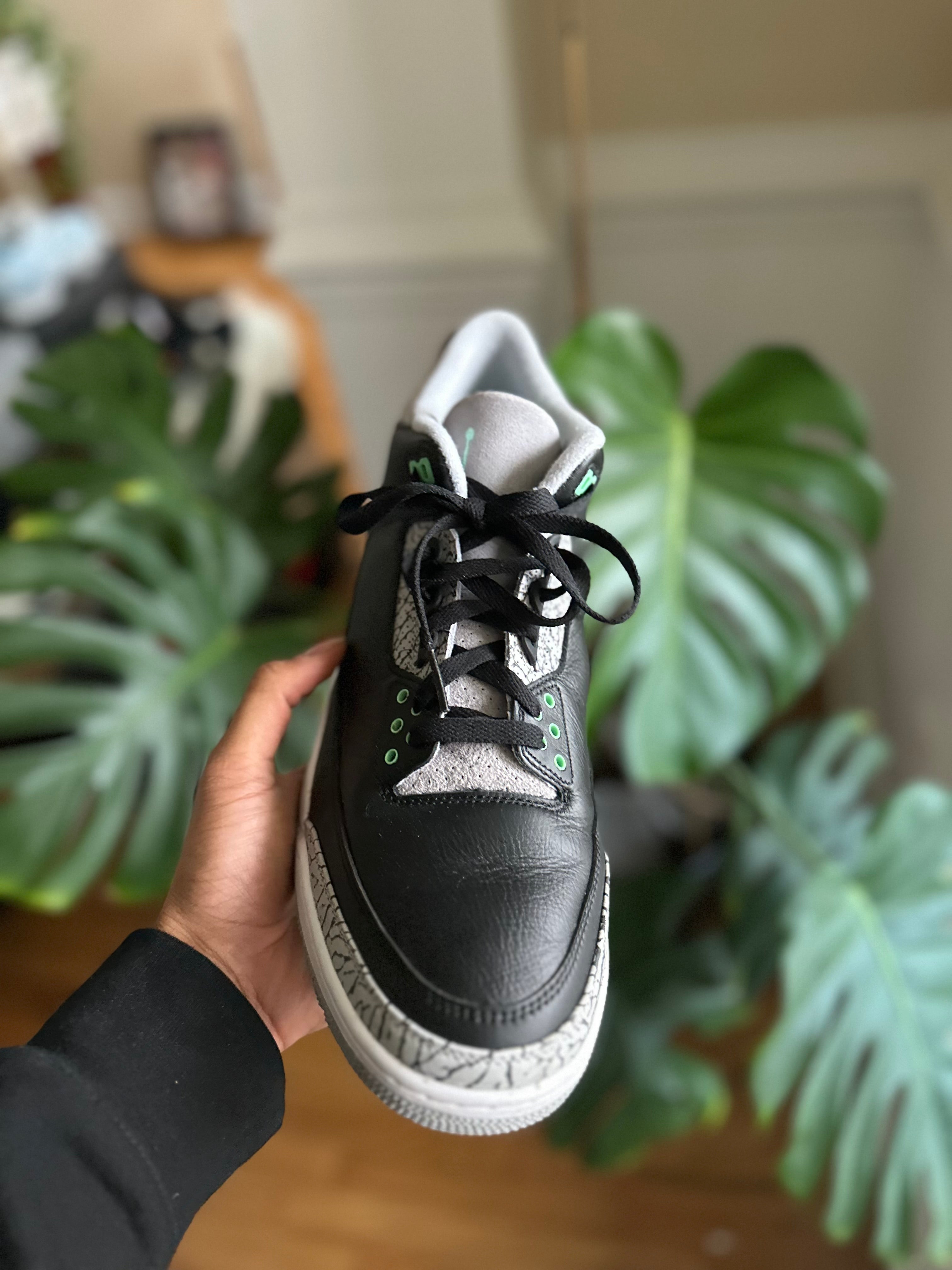 Size 12 - J3 green glow