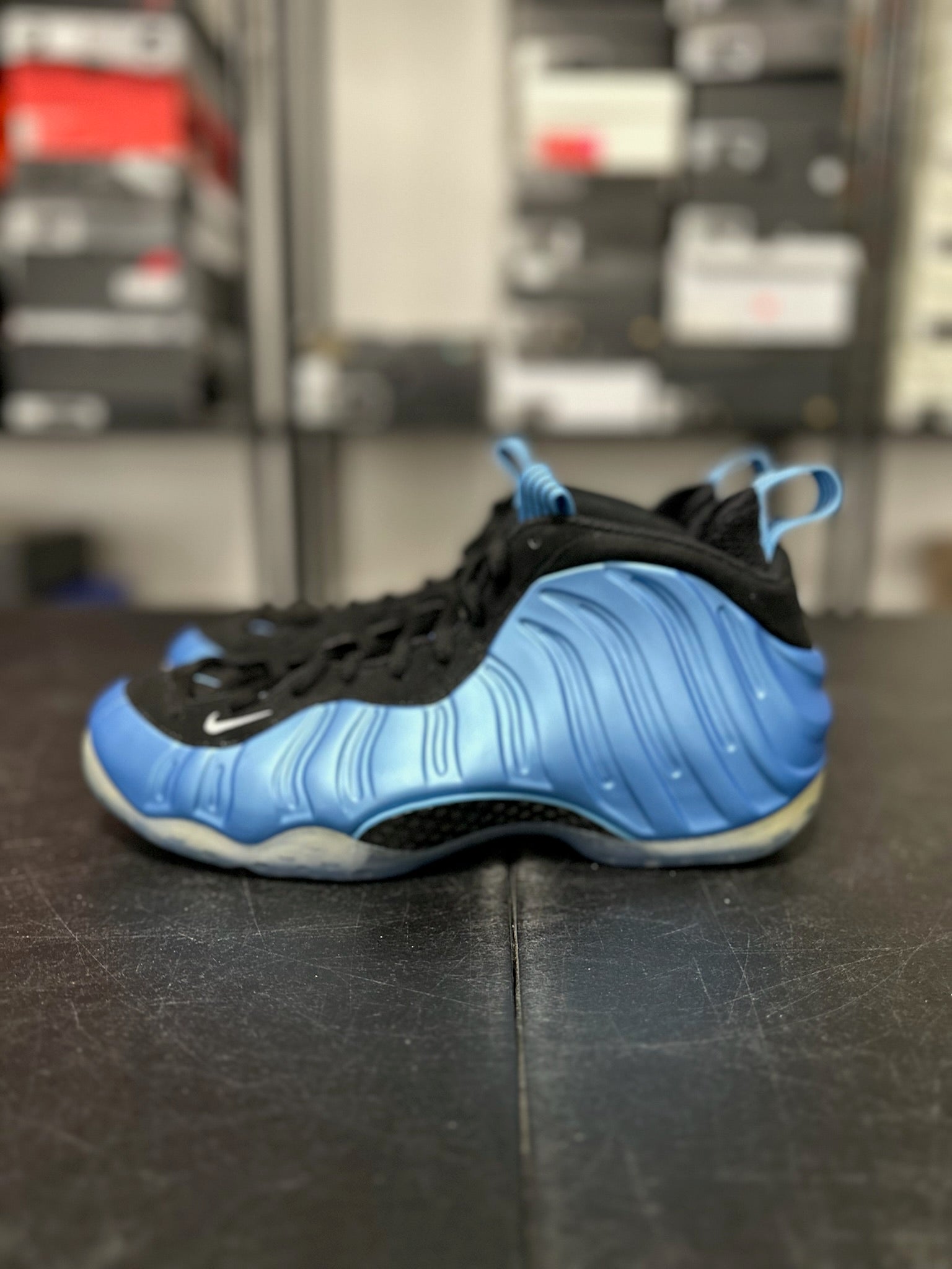 Size 10.5 - Foamposite 1 University Blue DS