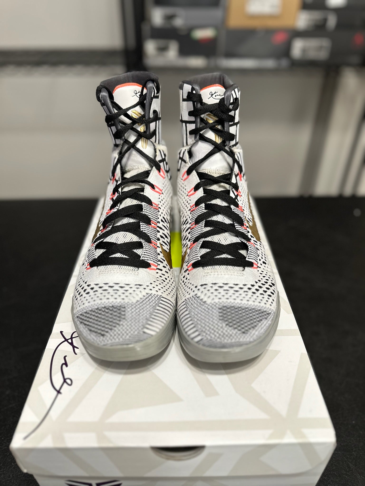 Size 9 - Kobe 9 Elite Fundamentals