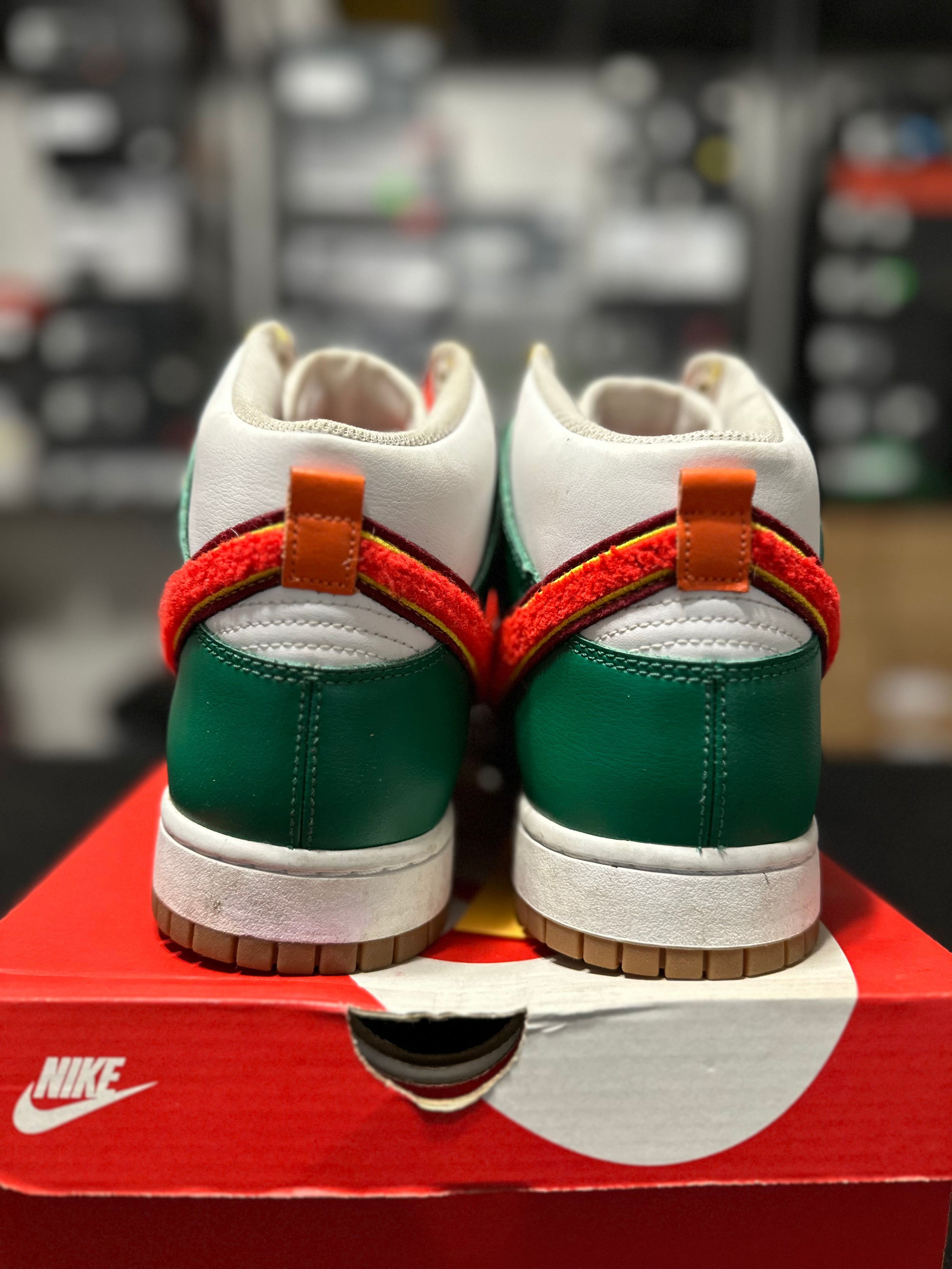 Size 12 - Dunk high 7- eleven