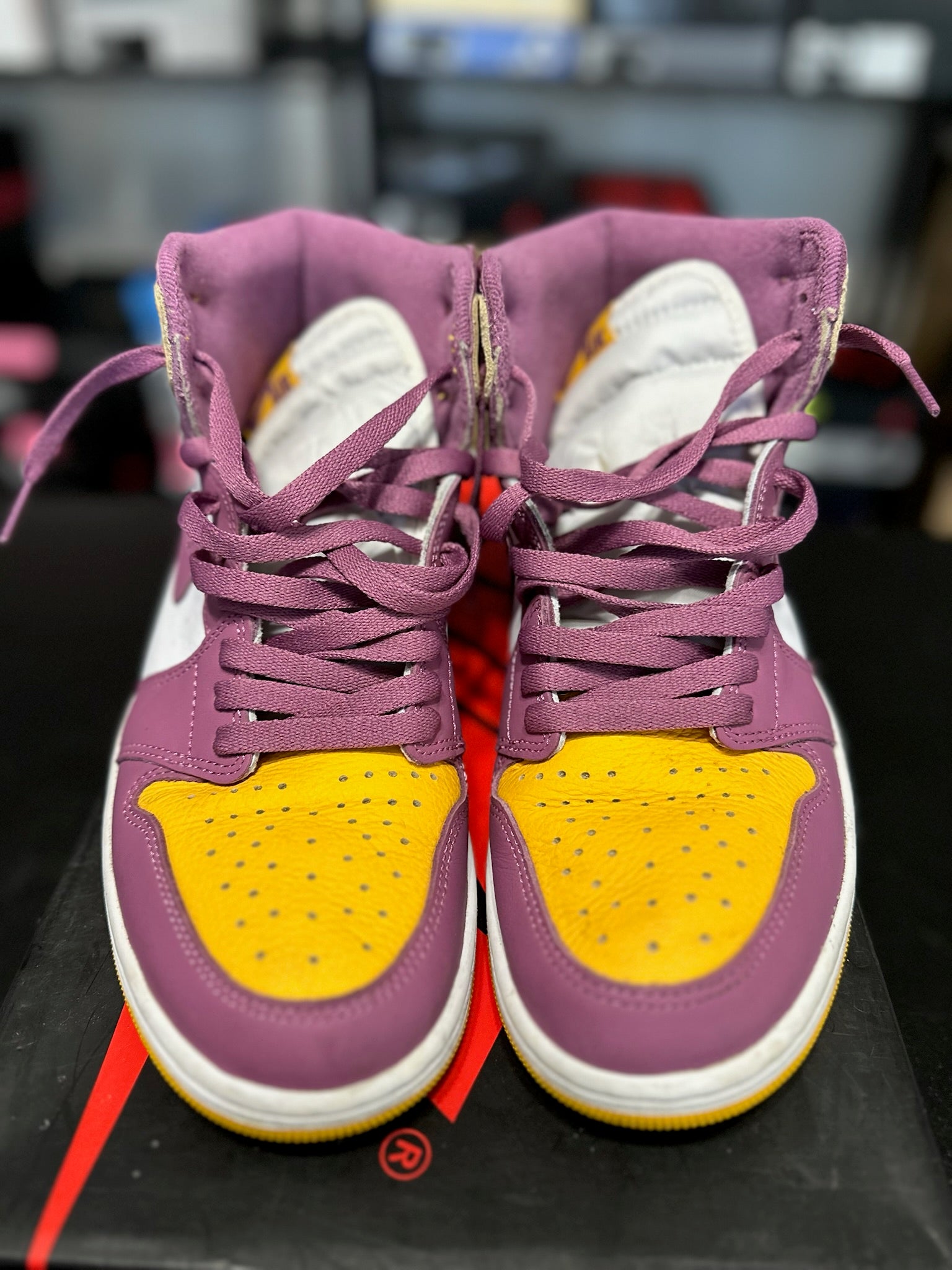 Size 10 - J1 High Brotherhood