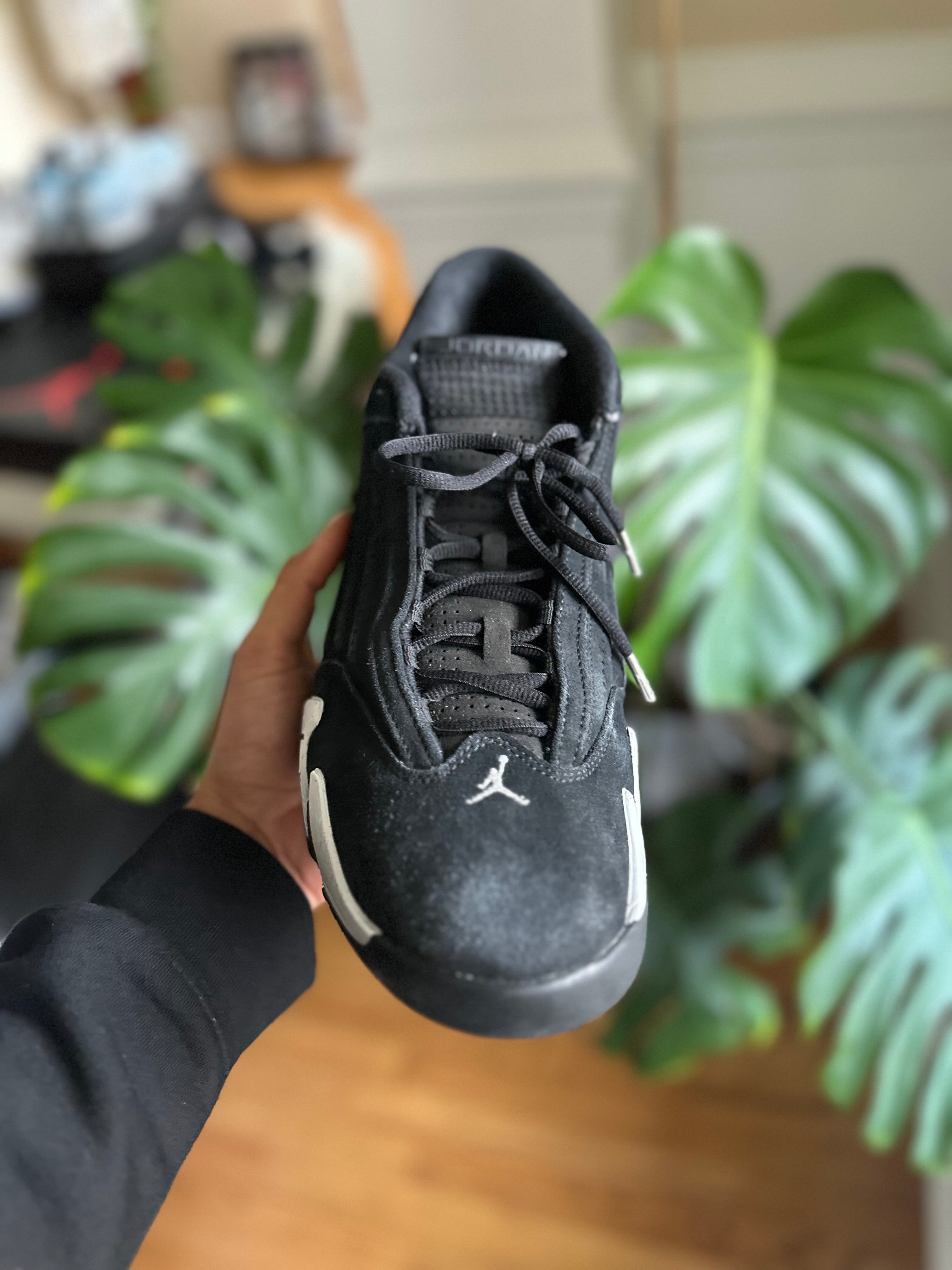 Size 13 - J14 black white